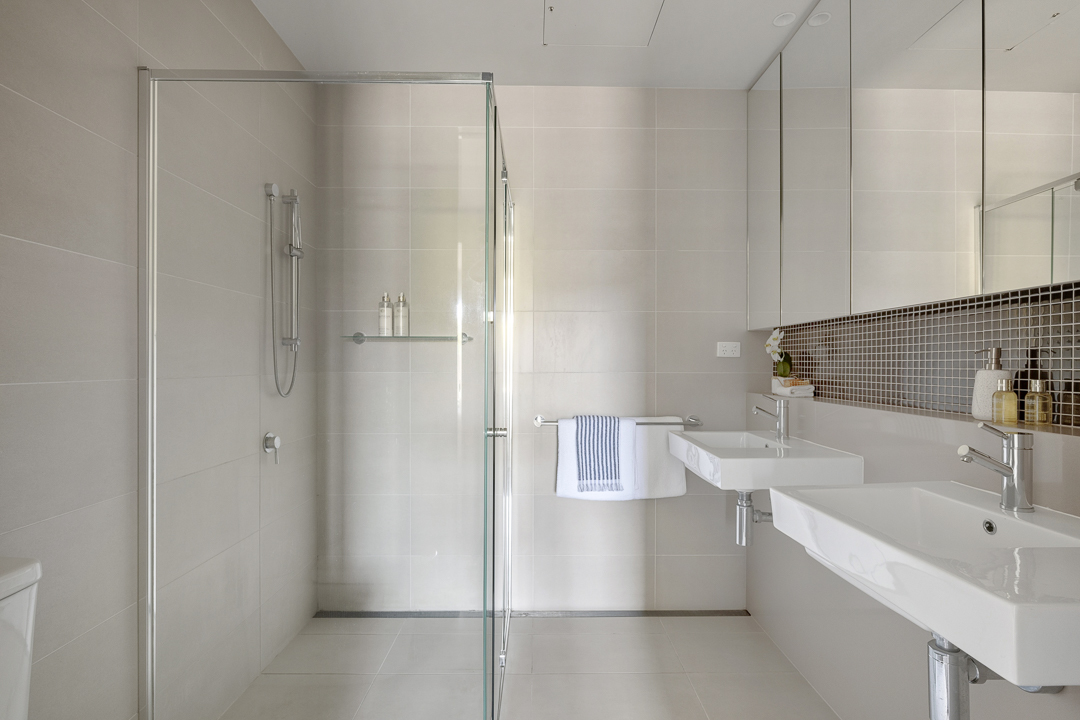 3-bedroom unit at 2 32 BAY STREET, BRIGHTON VIC 3186, , Victoria