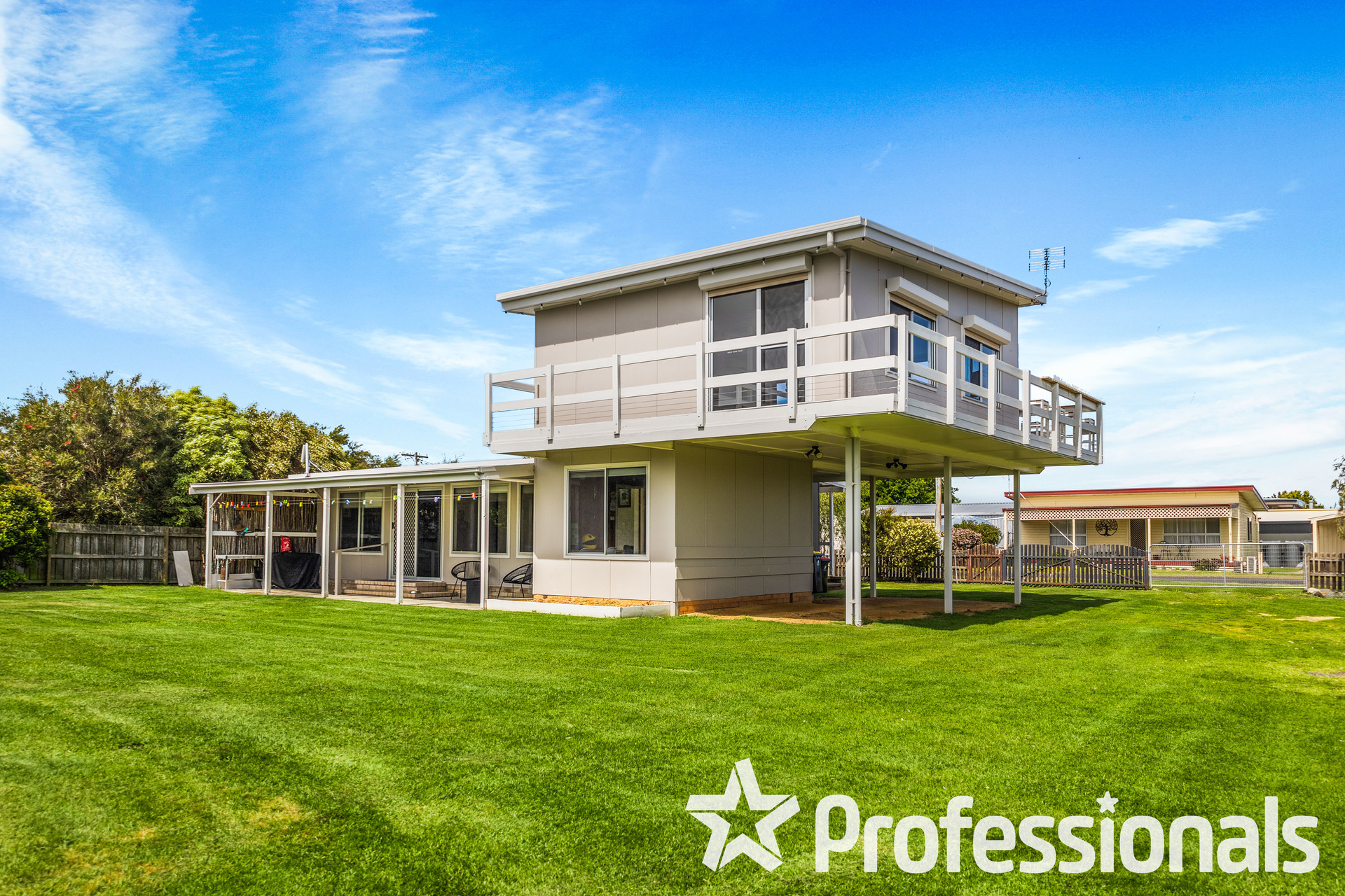 2-bedroom house at 5 Newhaven Crescent, Mcloughlins Beach, VIC 3874, Wellington, Victoria