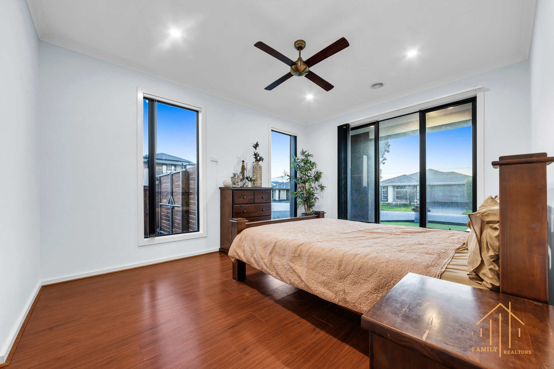 29 Lotus Street, Pakenham, VIC 3810 - Image 5