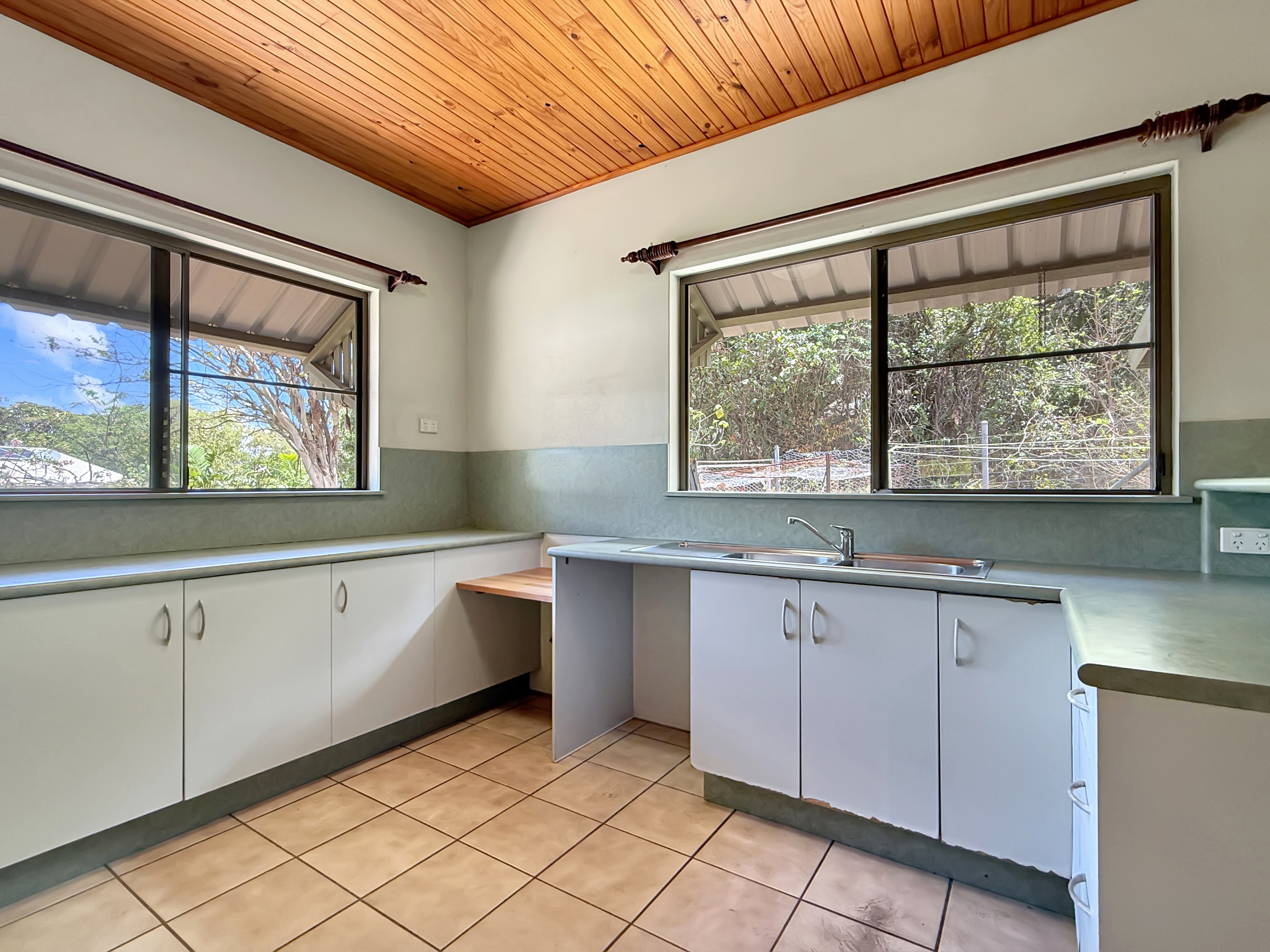 3-bedroom house at 59 Mirimar Crescent, Arcadia, QLD 4819, Townsville, Queensland