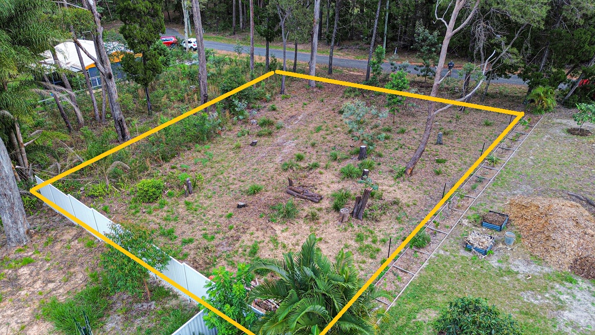 10 Tulloch Street, Russell Island, Qld, 4184 - Image 1