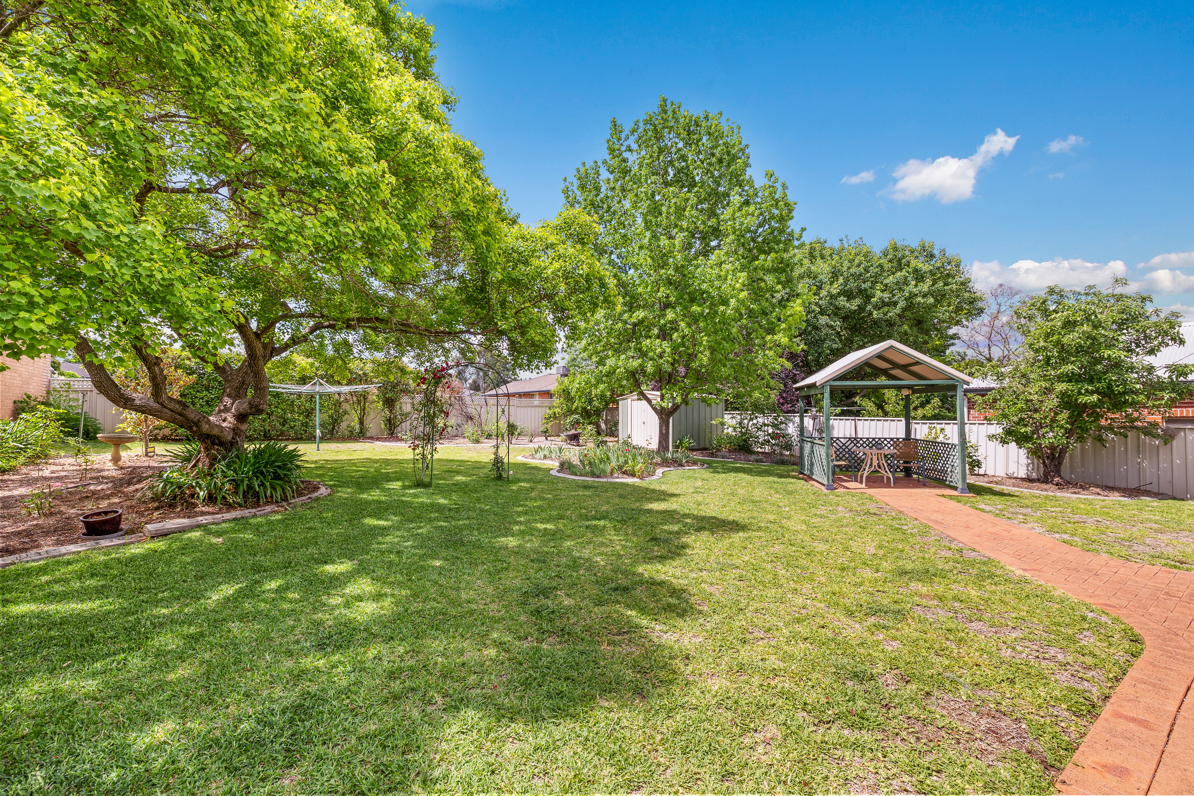 4-bedroom house at 3 Matilda Place, Hillvue, NSW 2340, Tamworth, New South Wales