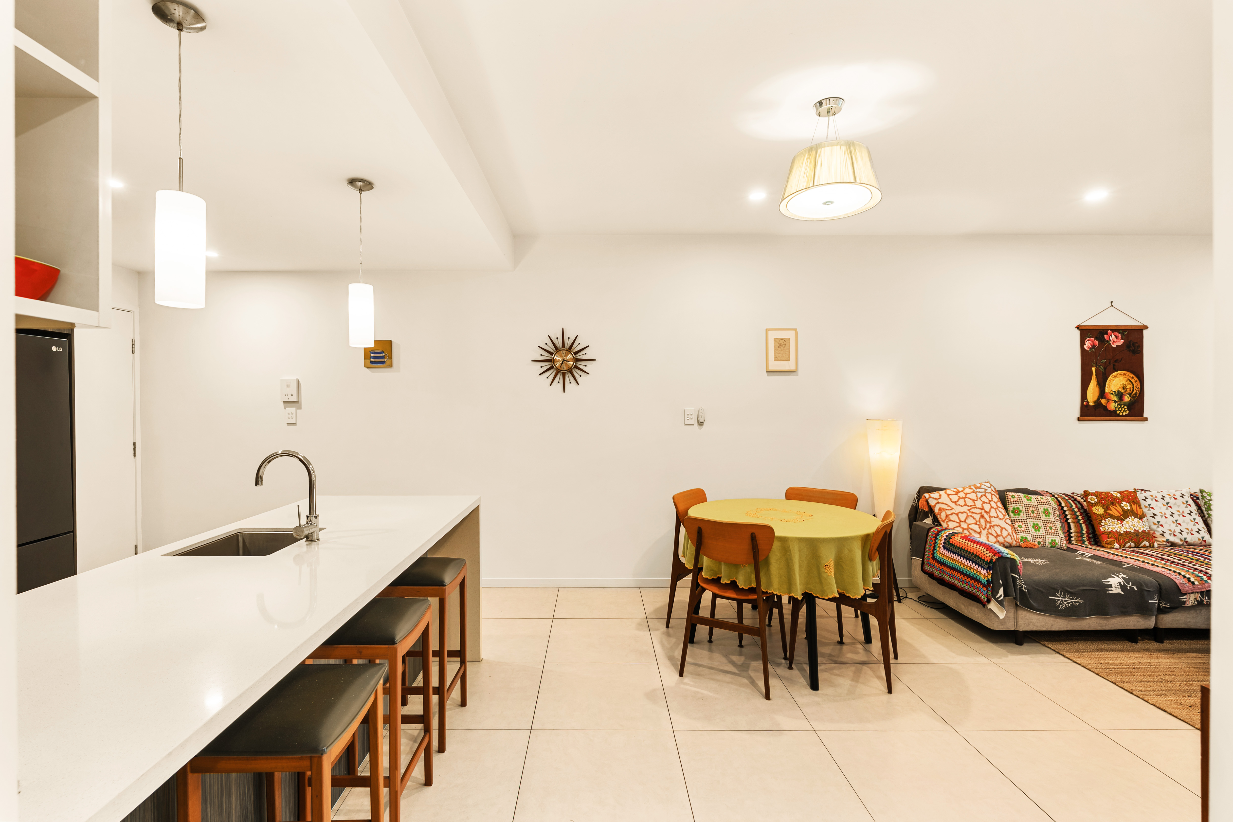 3-bedroom unit at 2/30 Second Avenue, Sandgate, Qld, 4017, Brisbane, Queensland