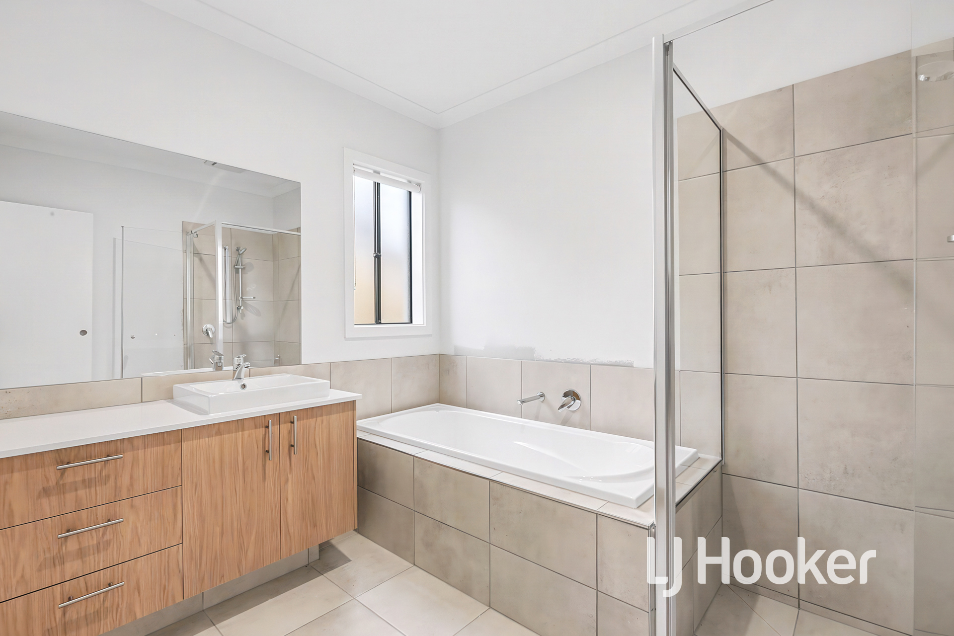 4-bedroom house at 35 Dream Avenue, Cranbourne East, VIC 3977, Casey, Victoria
