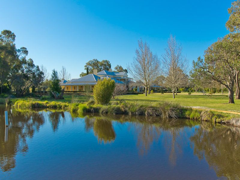 7-bedroom house at 1670 Readheads Road, Stake Hill, WA 6181, Murray, Western Australia