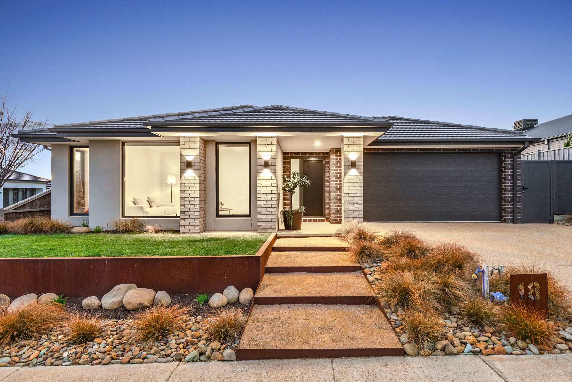 18 Nairn Drive, Armstrong Creek, Vic, 3217 - Image 2