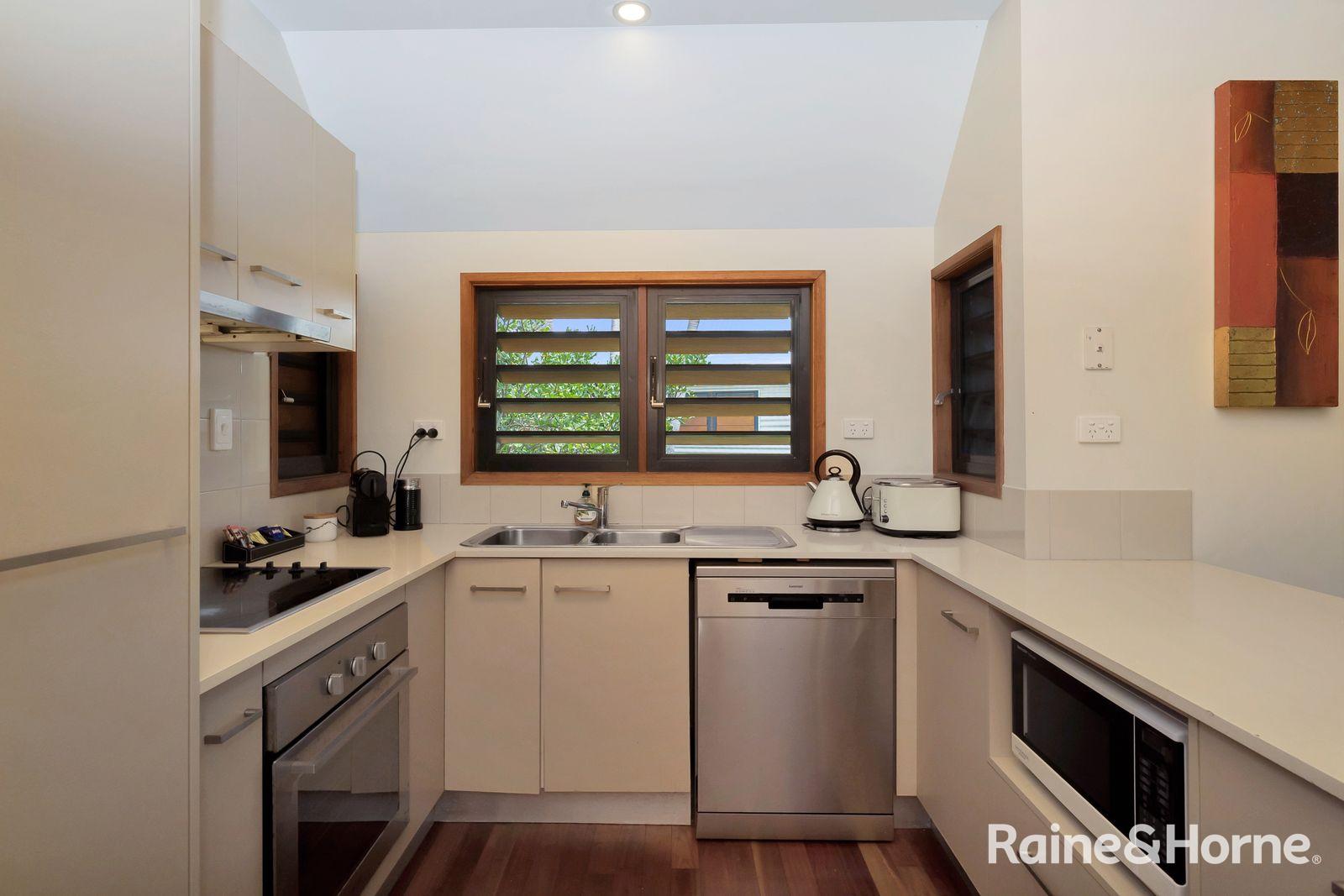 2-bedroom house at 6/9 Esplanade, Nelly Bay, QLD 4819, Townsville, Queensland