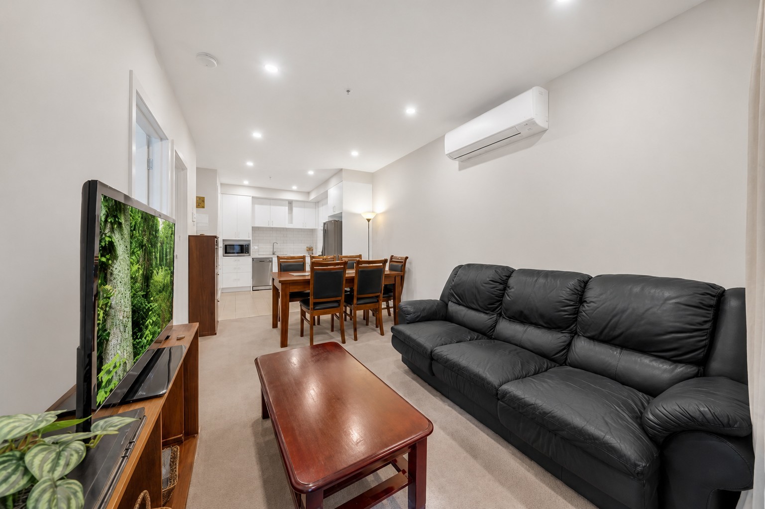 336 80 CHELTENHAM ROAD, DANDENONG VIC 3175 - Image 3