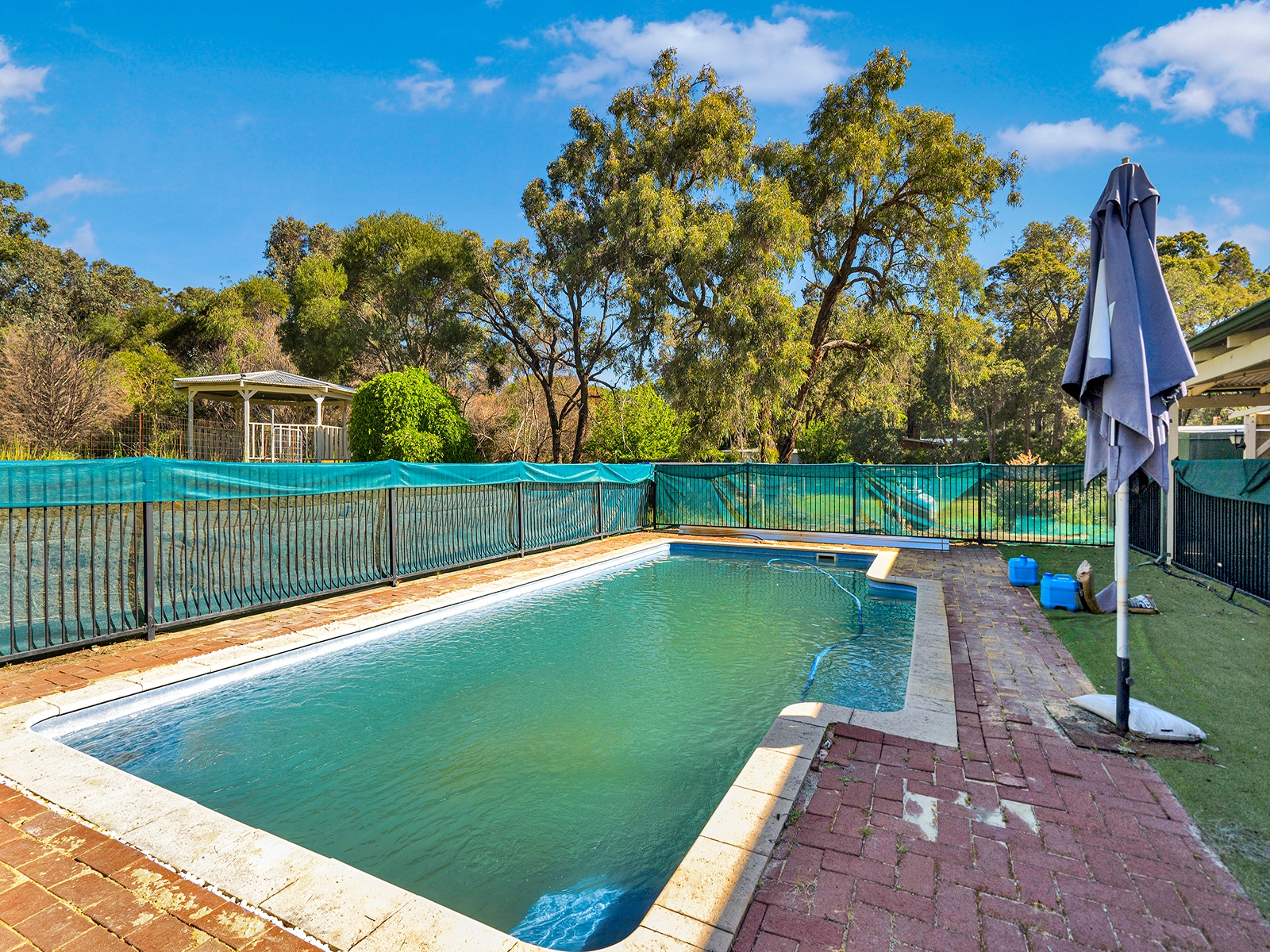 590 Walker Street, Mundaring, WA 6073 - Image 7