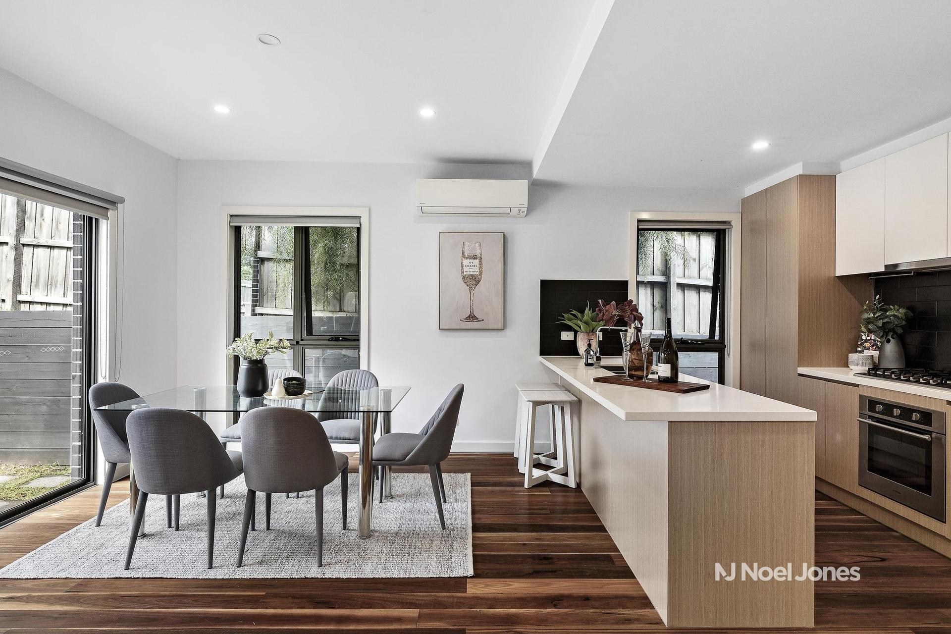 4-bedroom unit at 4 37 DEEP CREEK ROAD, MITCHAM VIC 3132, Whitehorse, Victoria