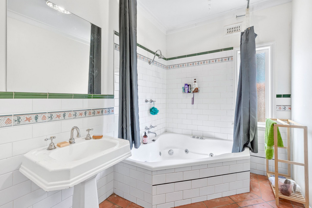 9 Mitchell Street, Belmont, VIC 3216 - Image 9