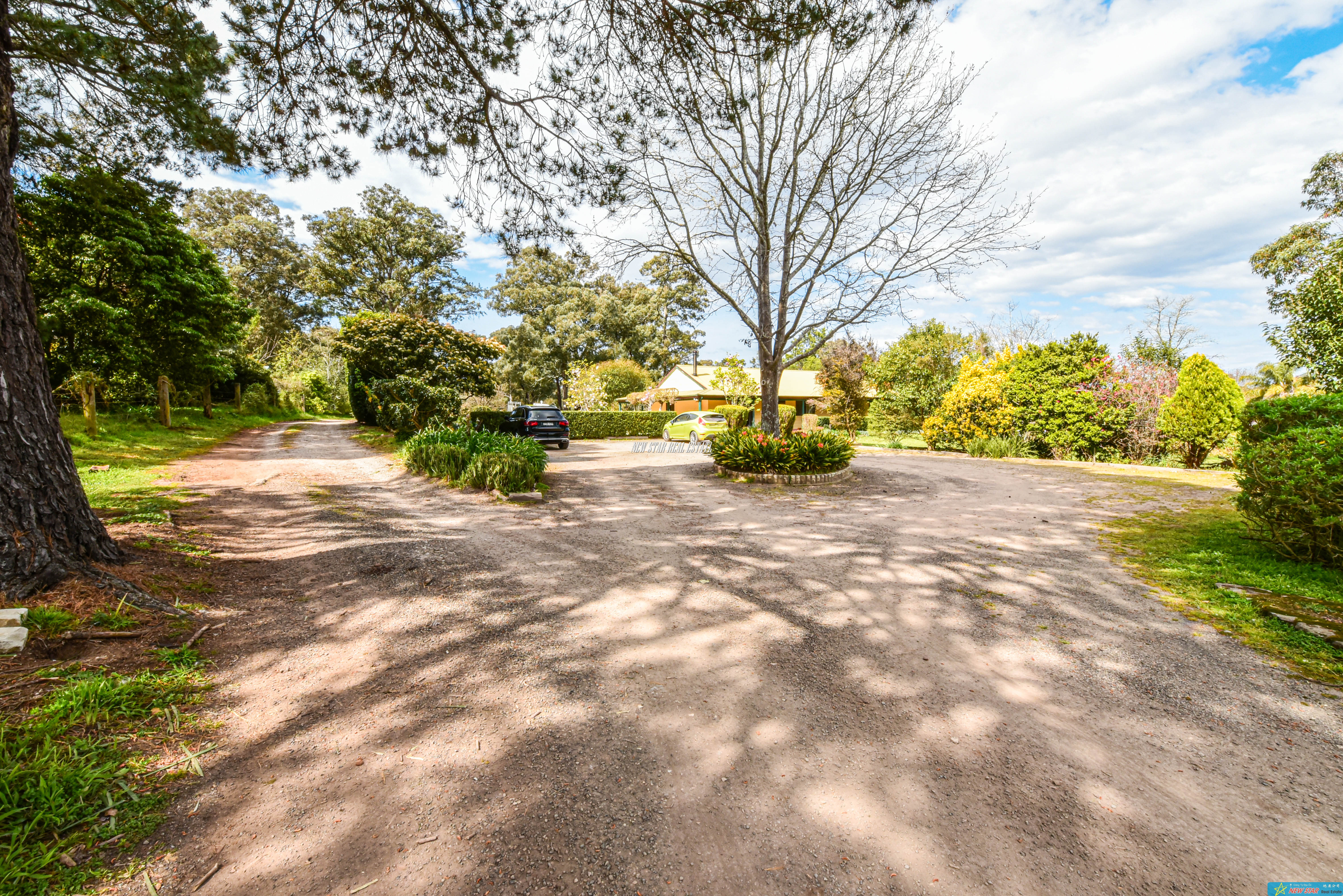 3-bedroom unit at 15 Denmead Street, Thirlmere, NSW 2572, Wollondilly, New South Wales