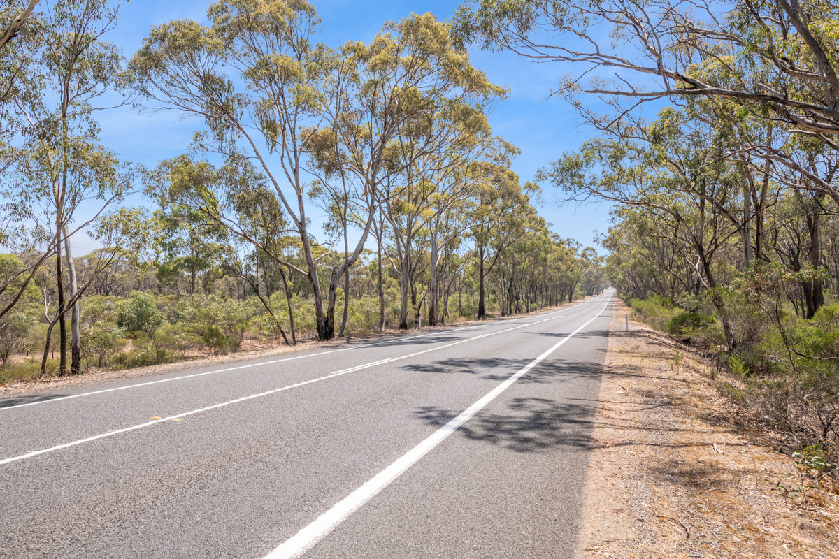 2 Calder Highway, Wedderburn, Vic, 3518 - Image 2