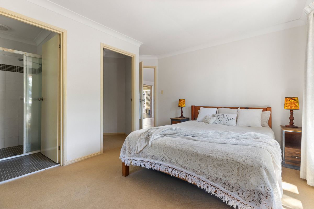 3-bedroom unit at 1/2 Hazelwood Close, Suffolk Park, NSW 2481, Byron, New South Wales