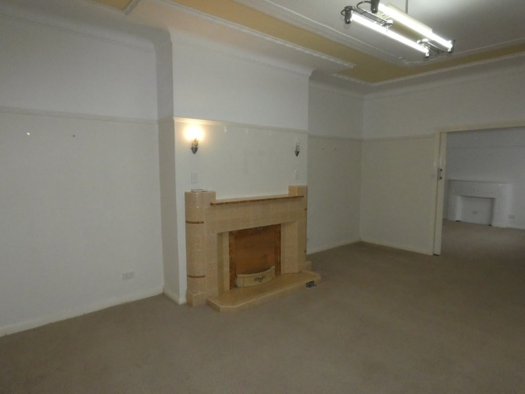 5-bedroom house at 43 Devereux Street, Warracknabeal, VIC 3393, Yarriambiack, Victoria