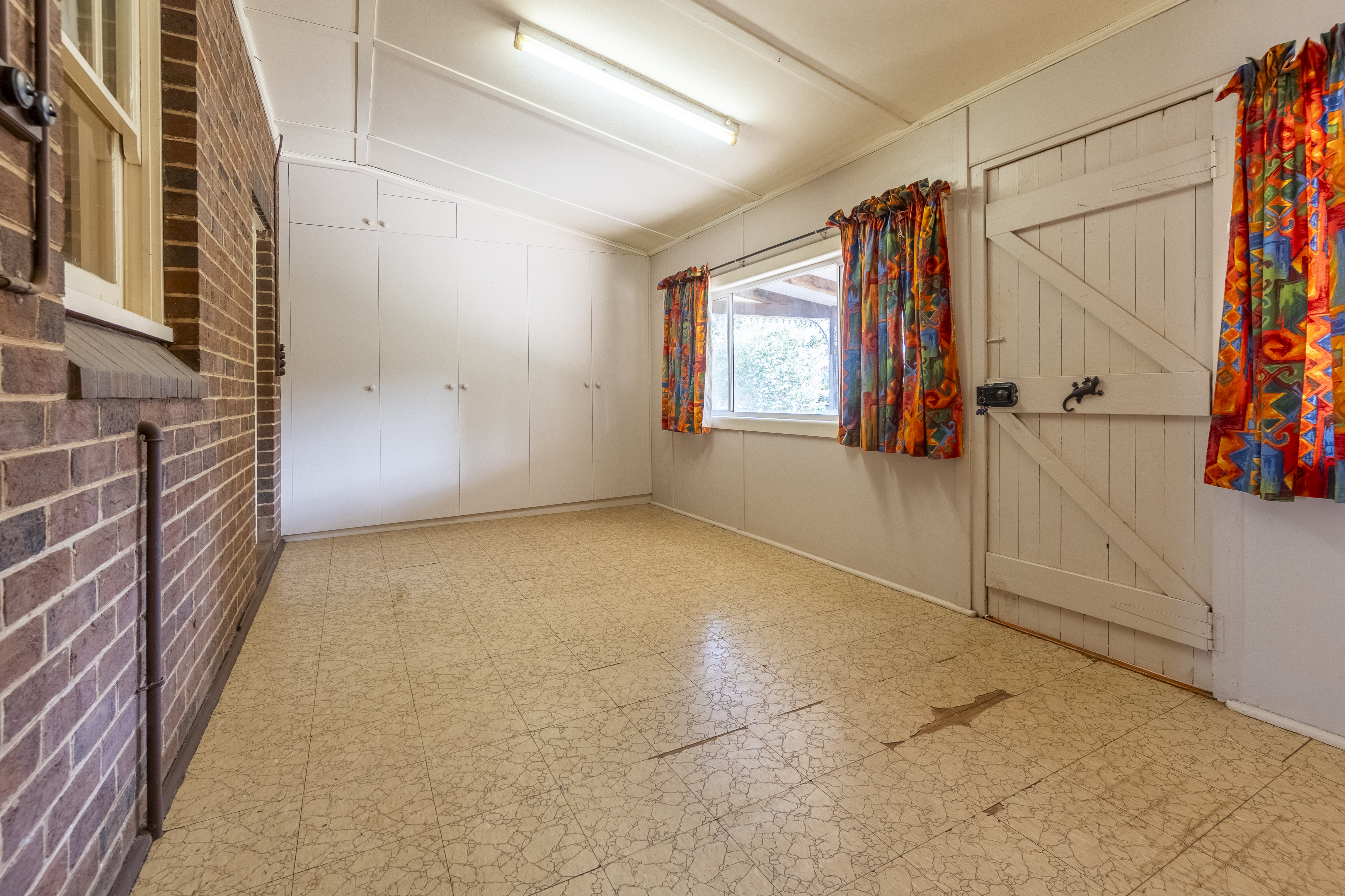 151 Loftus Street, Temora, Nsw, 2666 - Image 9