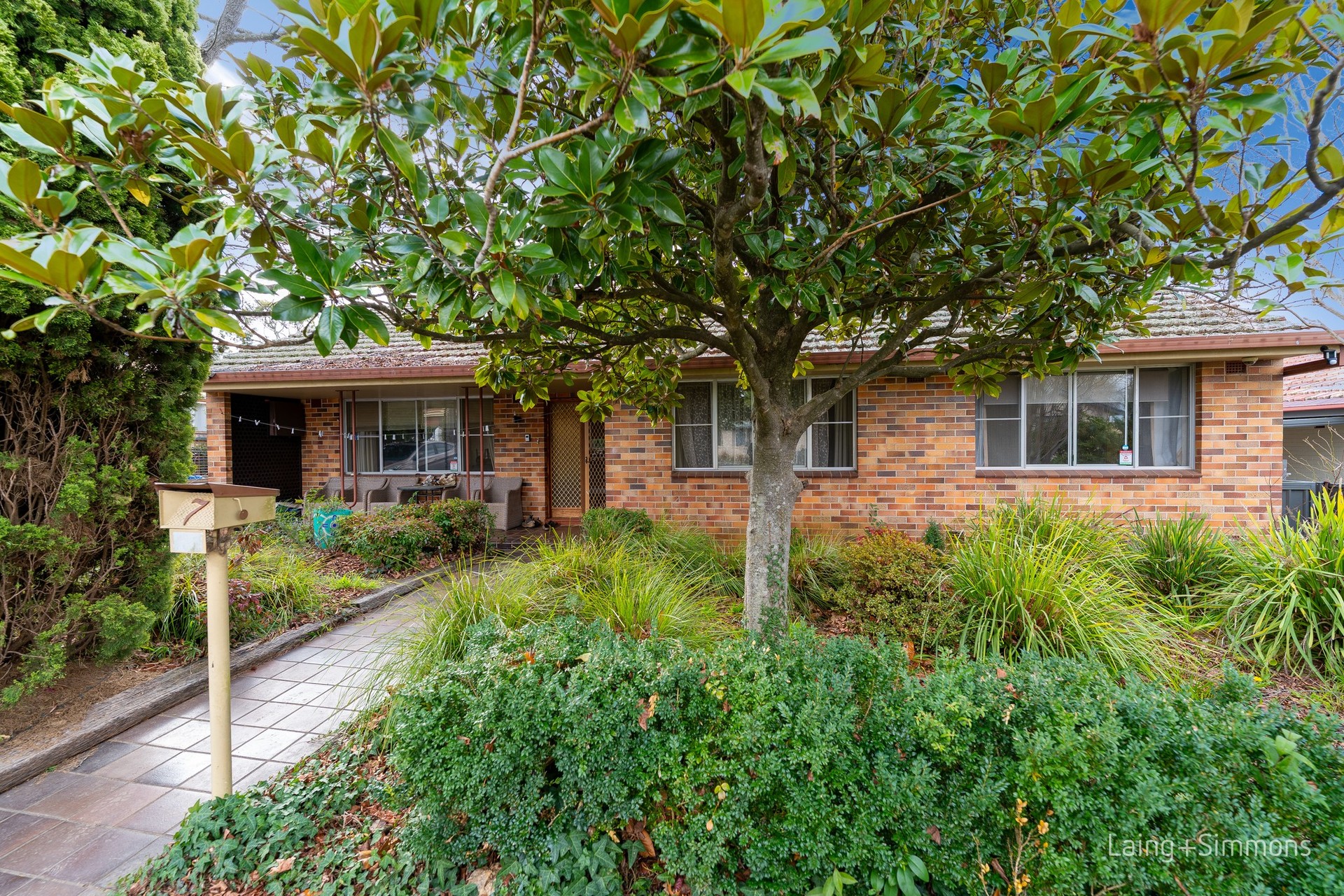 7 Salmon Avenue, Armidale, NSW 2350 - Image 1