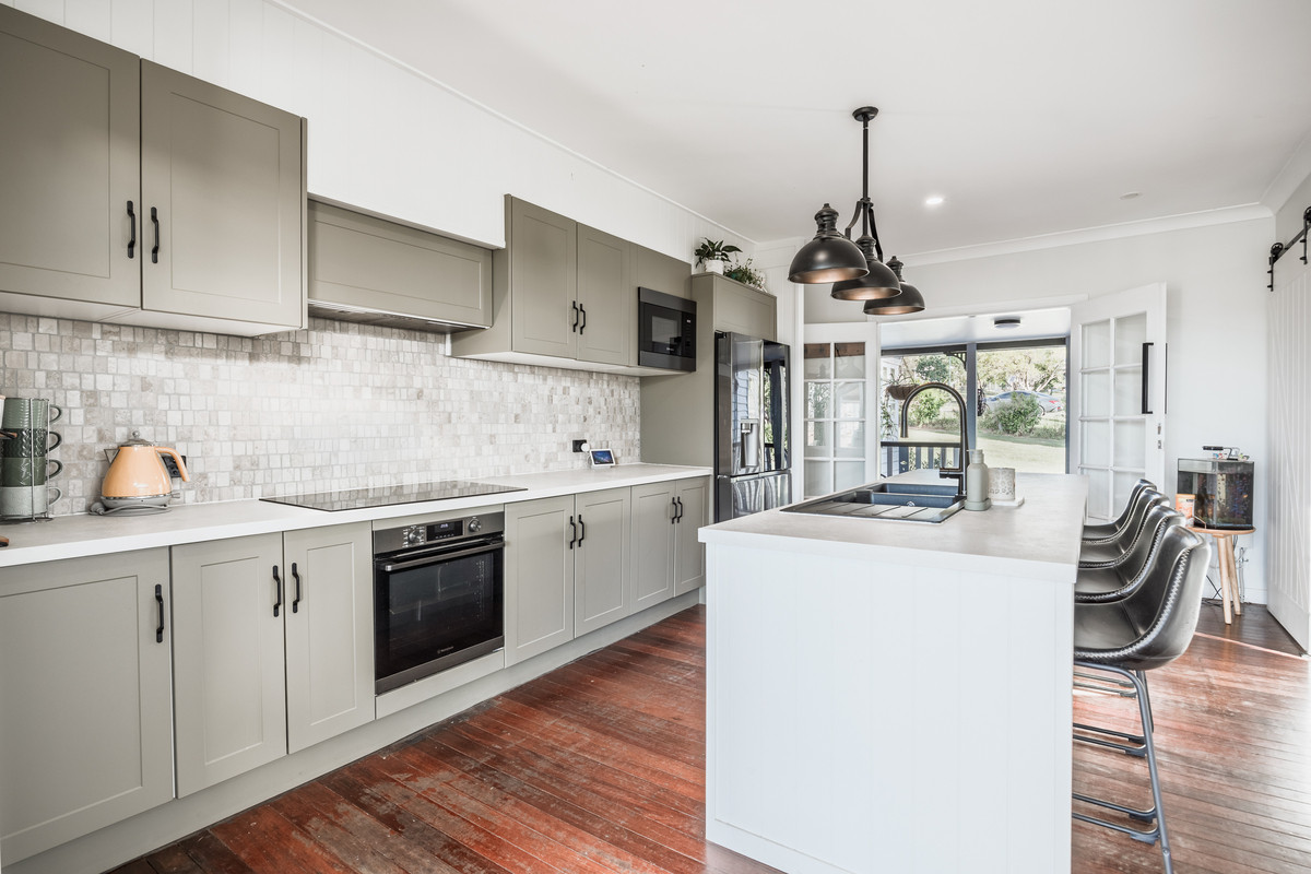 32 PELICAN DRIVE, Laidley Heights QLD 4341 - Image 7