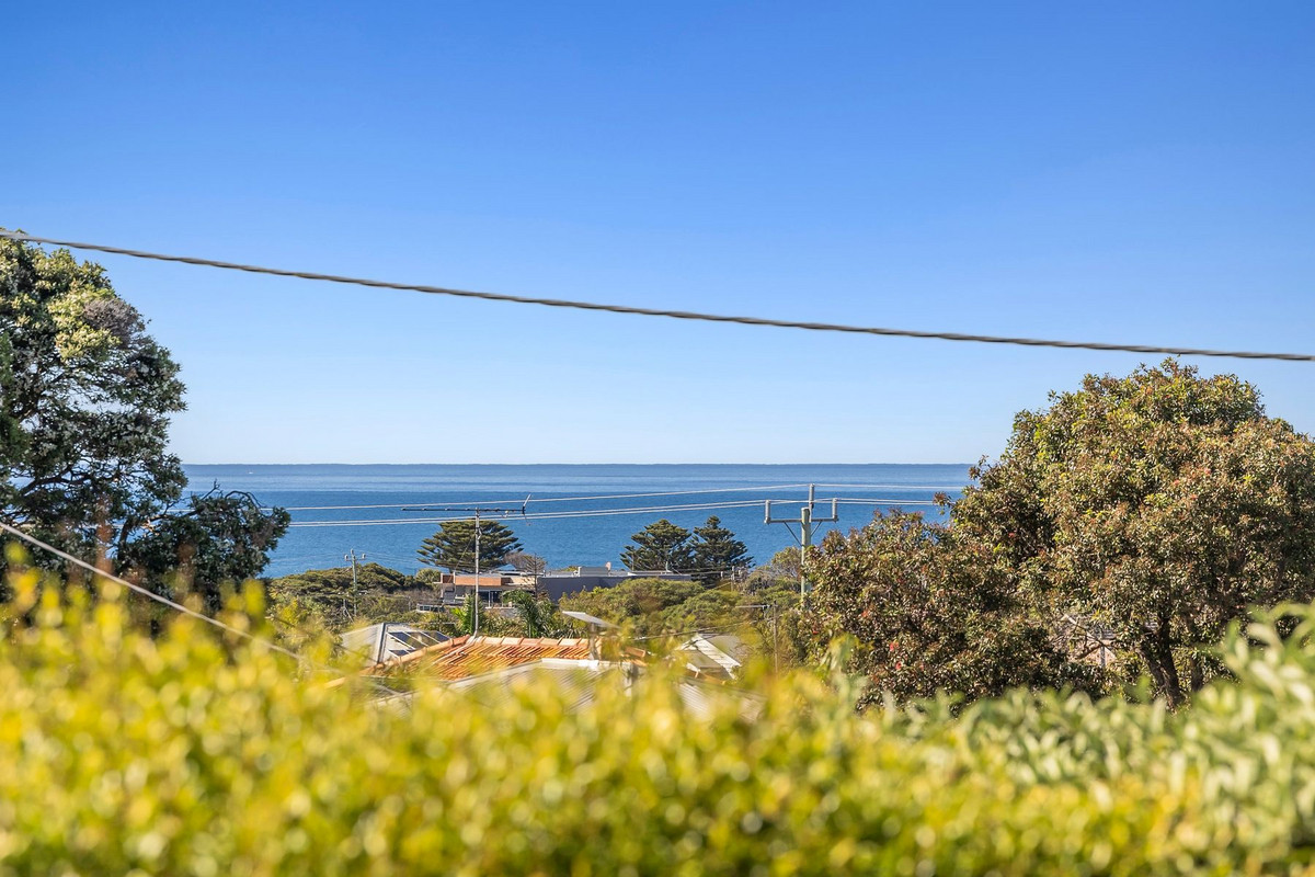 34 Beales Street, Torquay, Vic, 3228 - Image 3