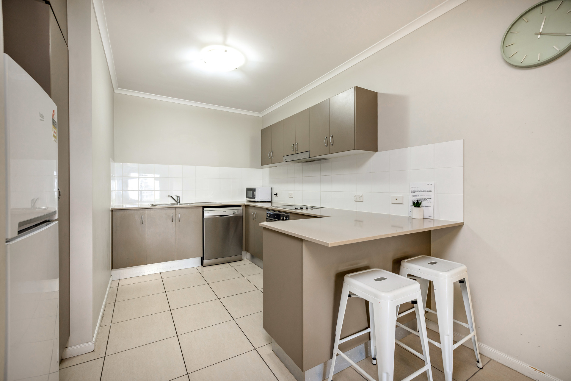 EDGE APARTMENTS CAIRNS 208 331-337 LAKE STREET, CAIRNS NORTH QLD 4870 - Image 2