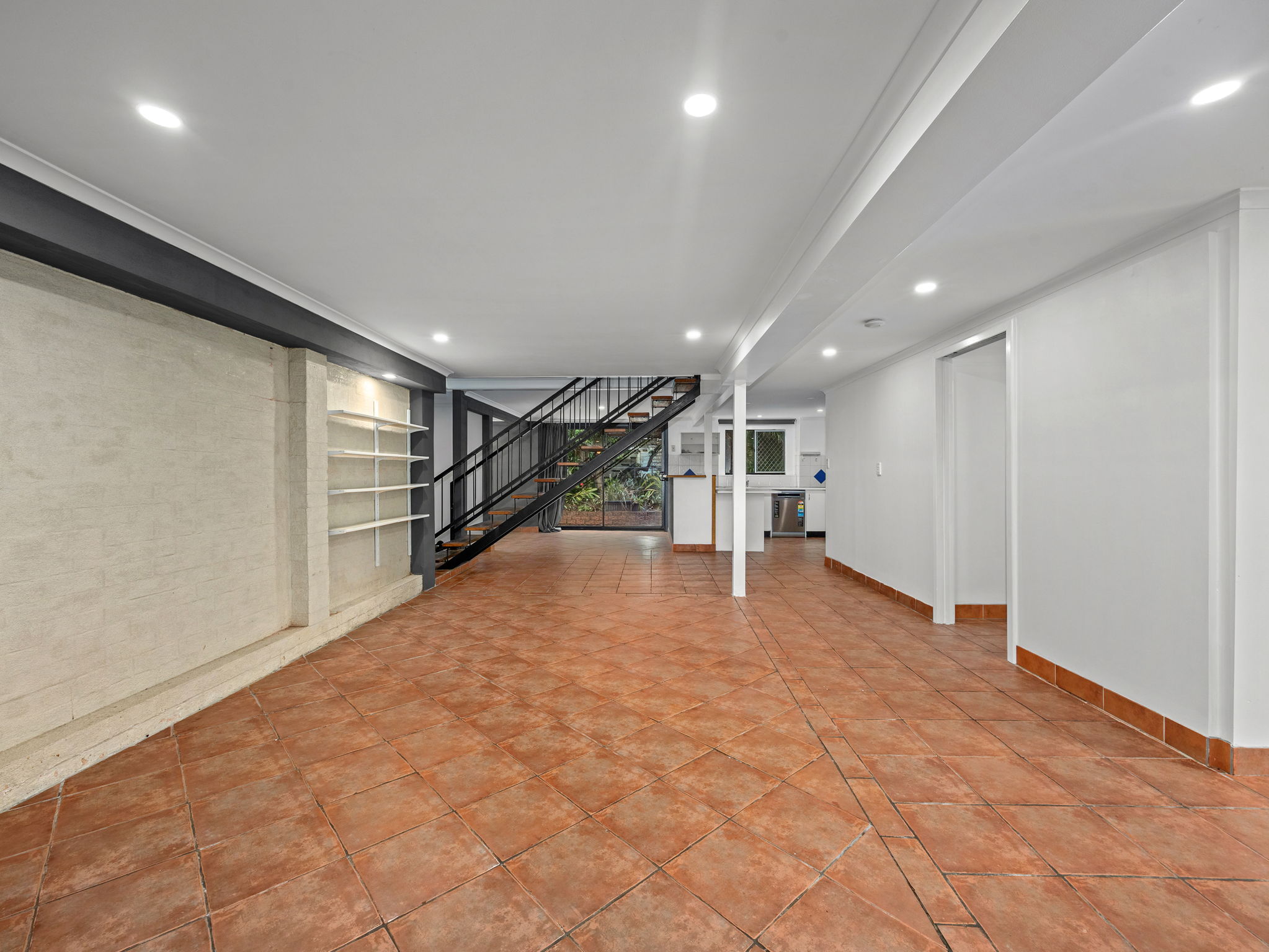 48 LYNELLE STREET, Marsden QLD 4132 - Image 8