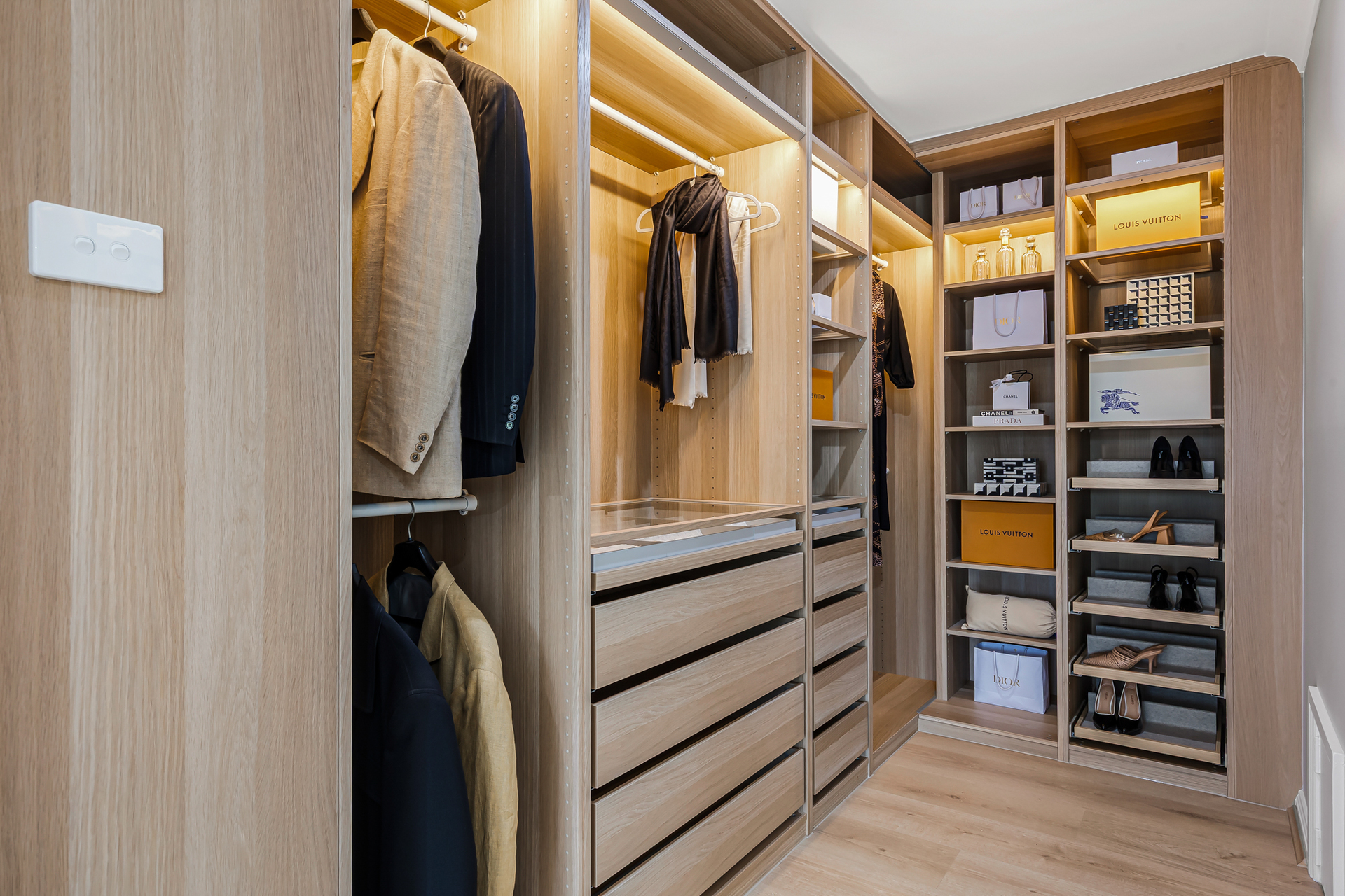 5-bedroom house at 33 Mariner Crescent, Abbotsbury, NSW 2176, Fairfield, New South Wales