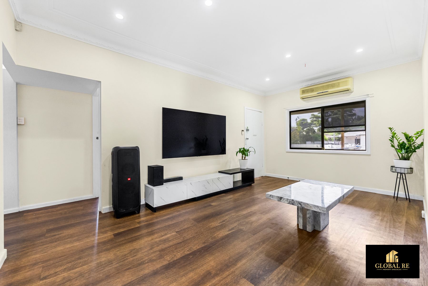 6-bedroom house at 46 Dan Crescent, Lansvale, NSW 2166, Fairfield, New South Wales