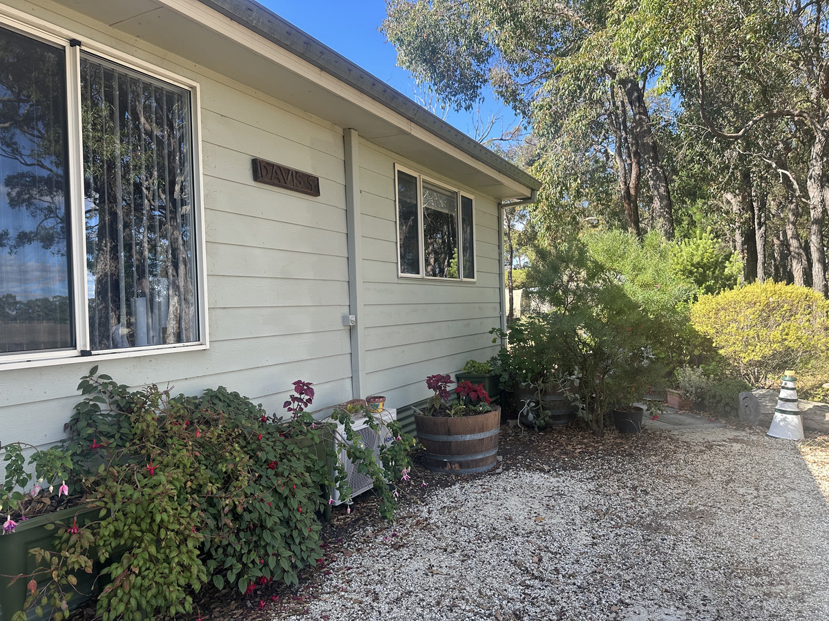 3-bedroom house at 2 First Avenue, Kendenup, Wa, 6323, Plantagenet, Western Australia