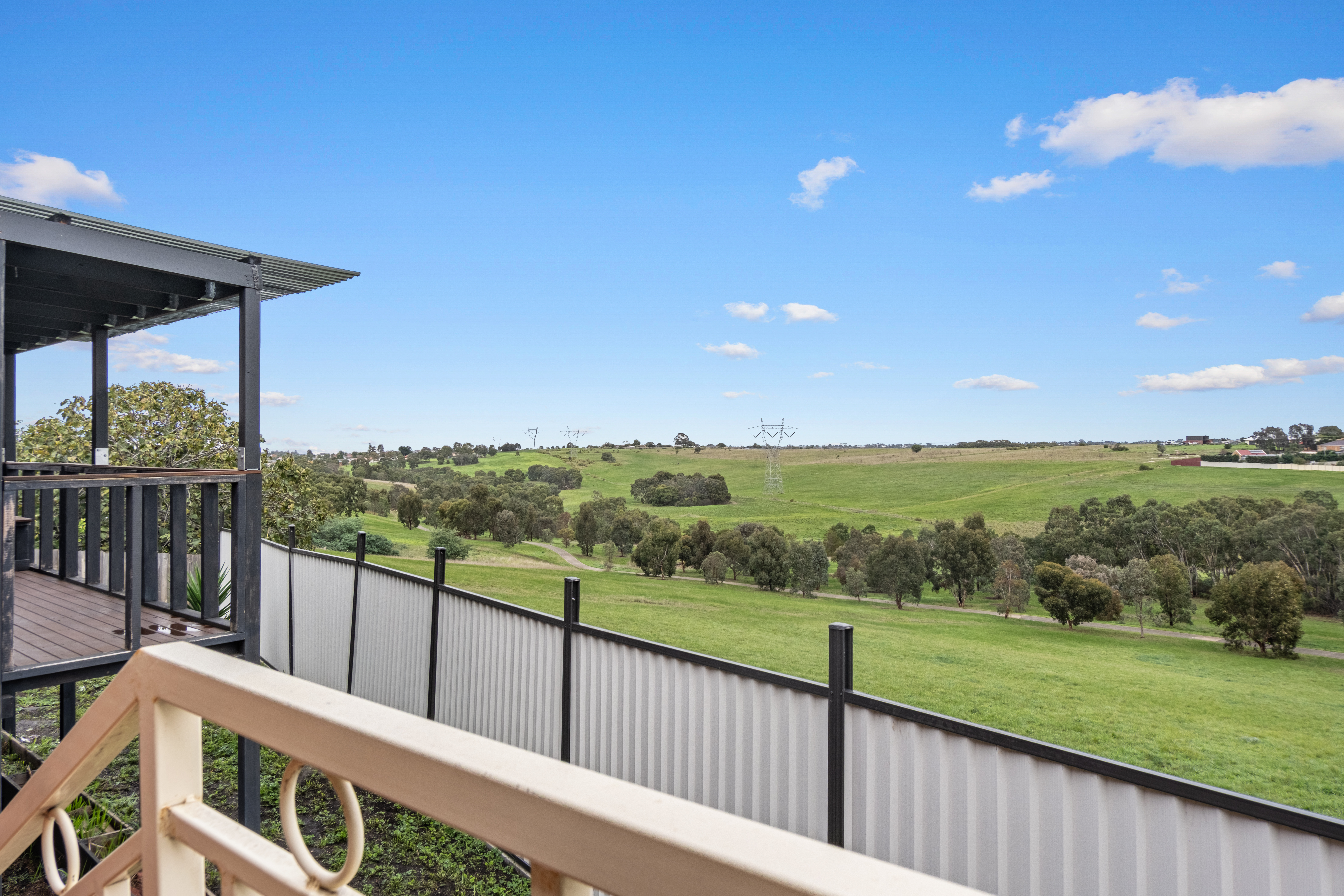 3-bedroom unit at 6/31 Rokewood Crescent, Meadow Heights, VIC 3048, Hume, Victoria