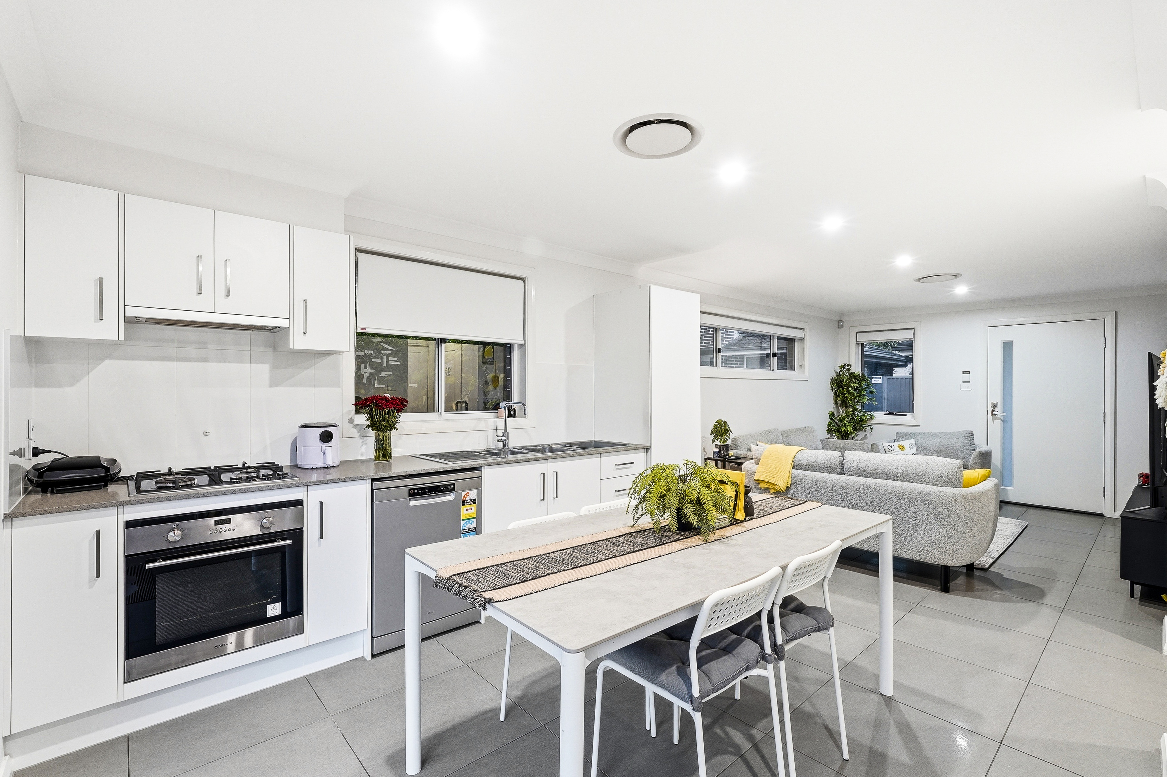 6 108 PRINCESS STREET, WERRINGTON NSW 2747 - Image 4