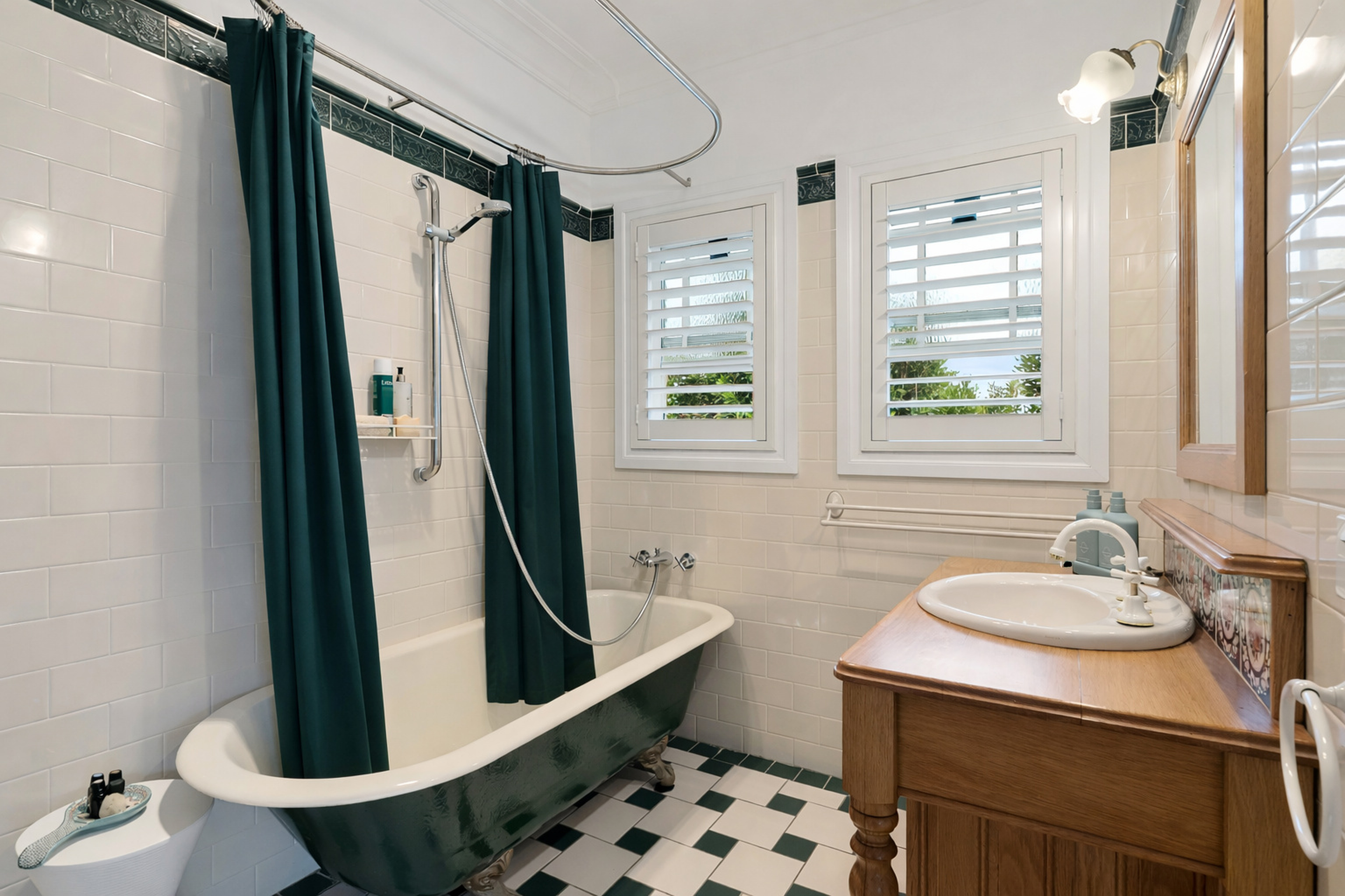 6-bedroom house at 5 Glenbrae Drive, Terranora, NSW 2486, Tweed, New South Wales