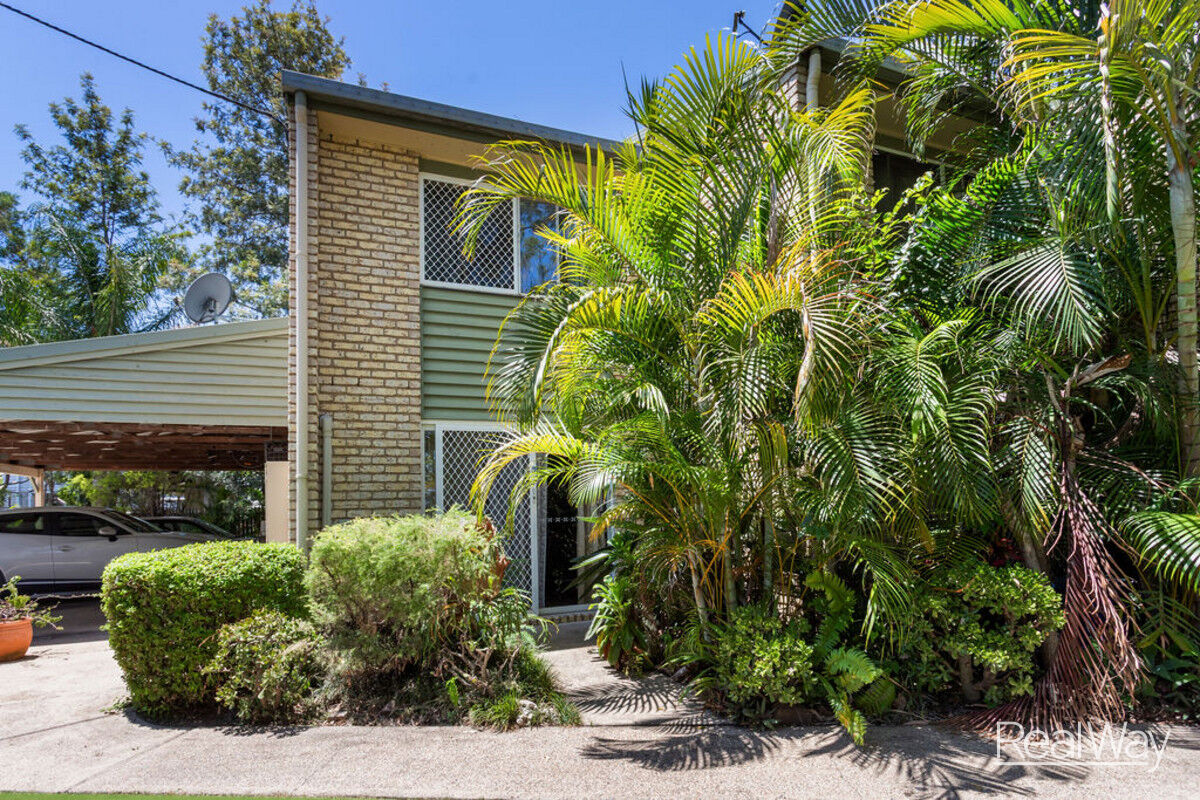 4/5 Duce Street, Bundamba, Qld, 4304 - Image 2