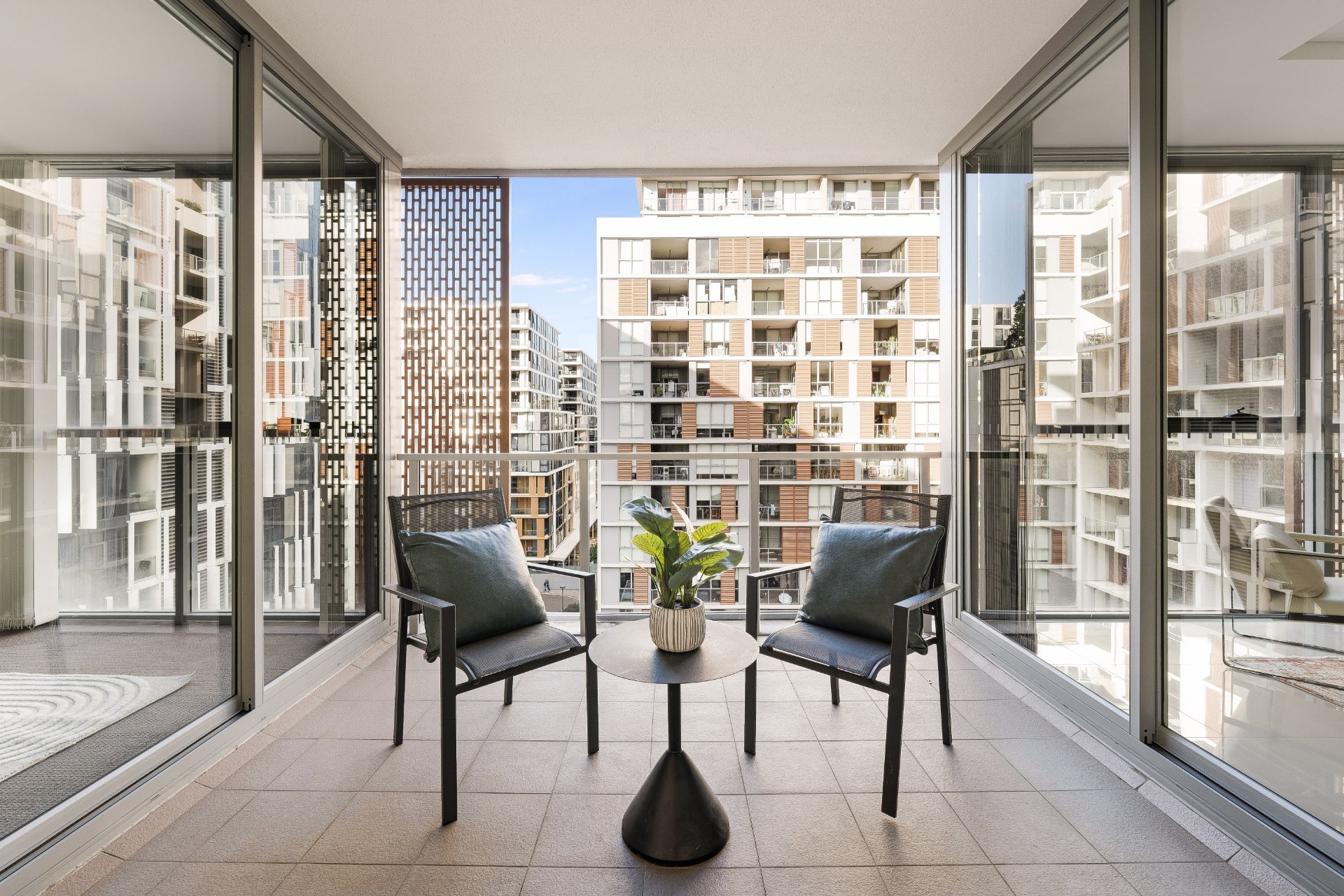 811/39 Kent Road, Mascot, NSW 2020 - Image 7