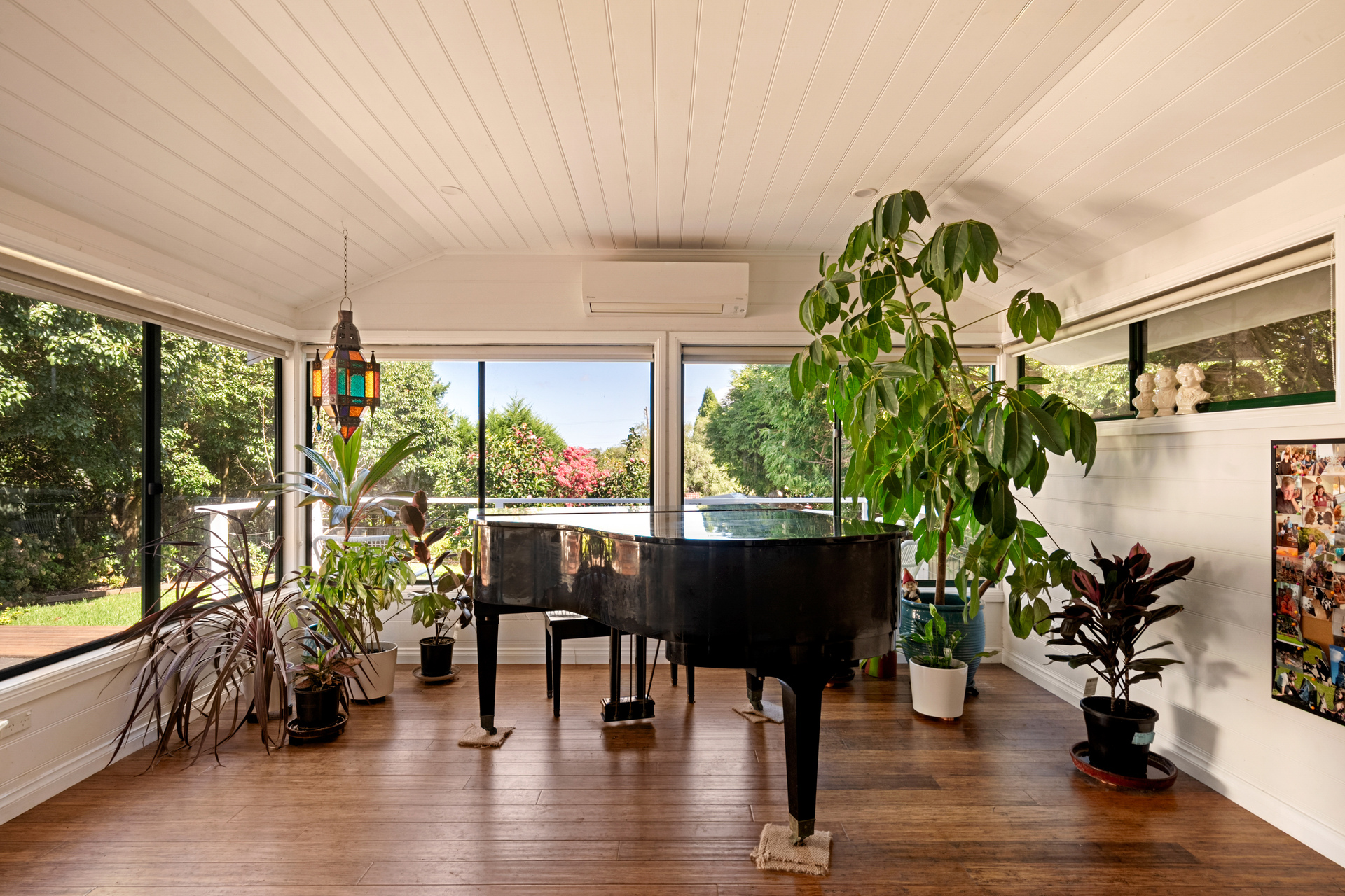 5-bedroom house at 52 Bass Road, Wentworth Falls, Nsw, 2782, Blue Mountains, New South Wales