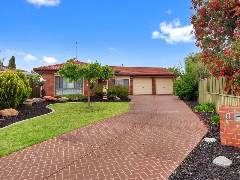 6 Cale Court, Craigmore, SA 5114 - Image 1