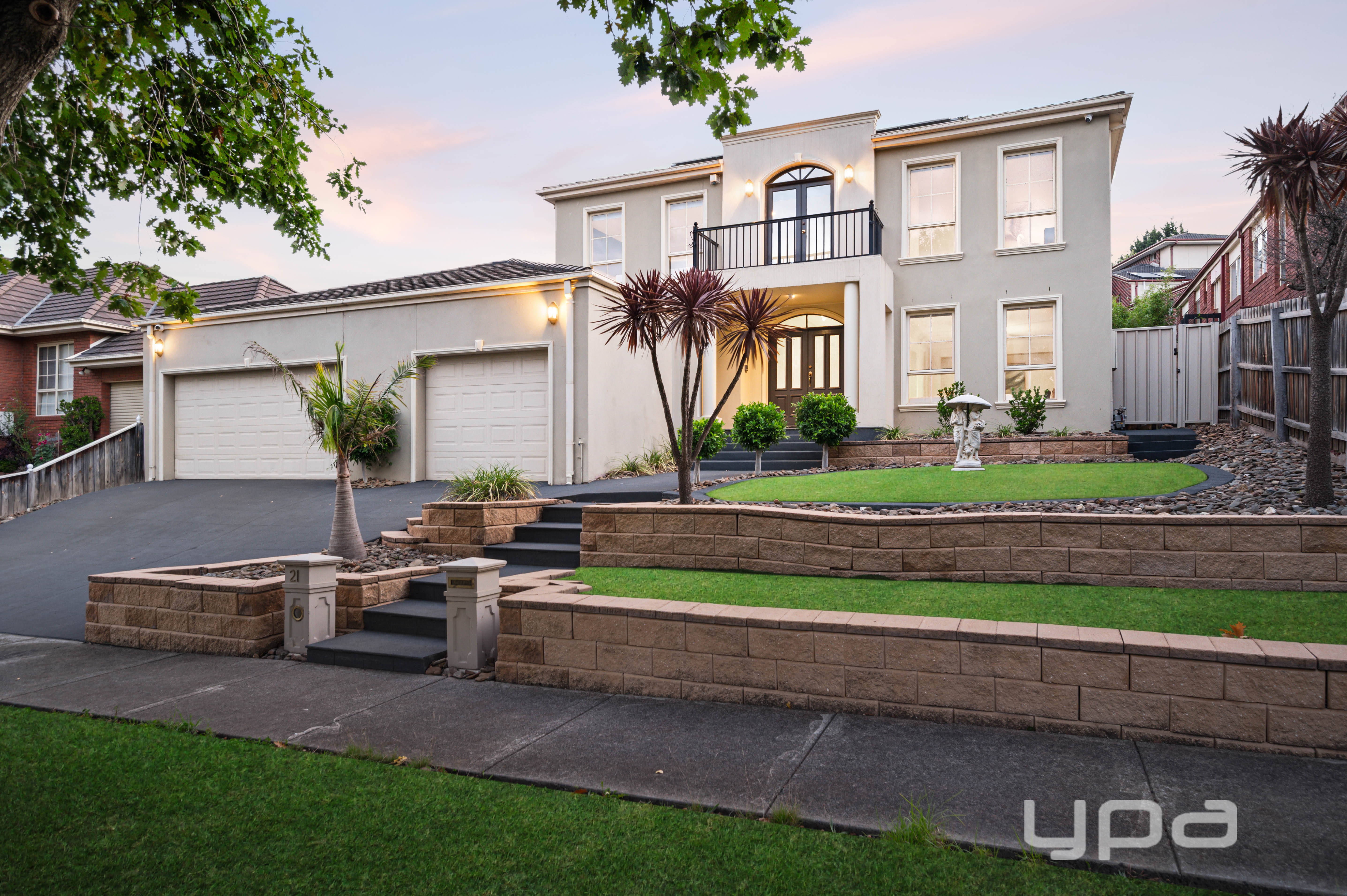 21 Glenmore Place, Greenvale, VIC 3059 - Image 1