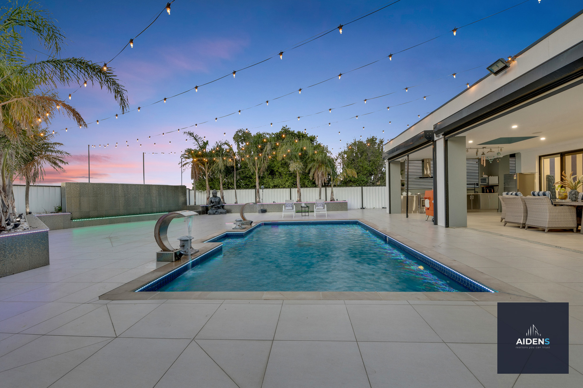 8 HANSON COURT, Taylors Lakes VIC 3038 - Image 9