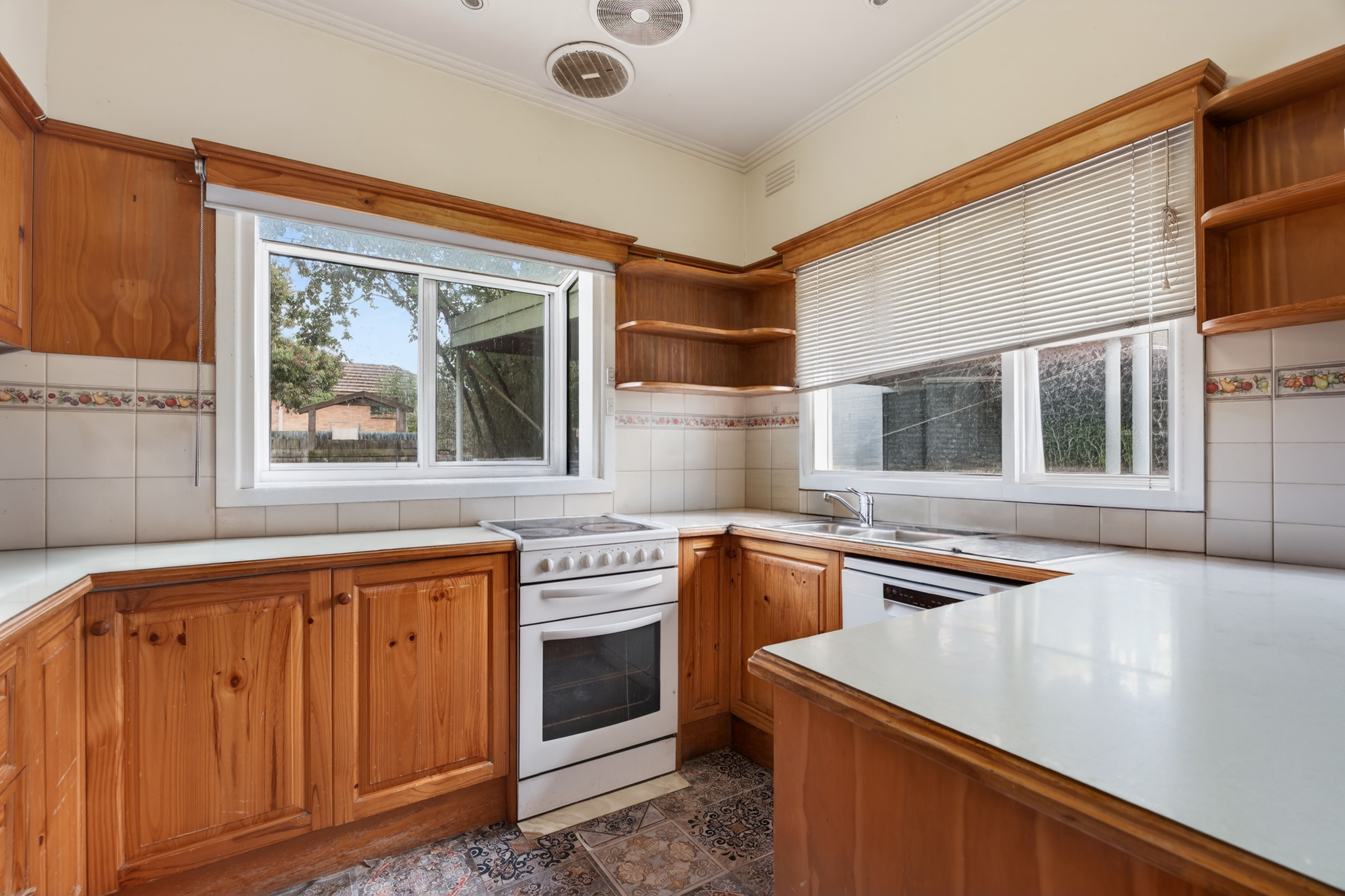 21 Stanley Grove, Blackburn, VIC 3130 - Image 4