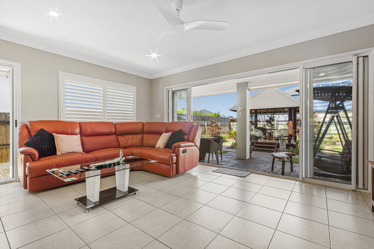 588 Oxley Avenue, Scarborough, QLD 4020 - Image 4