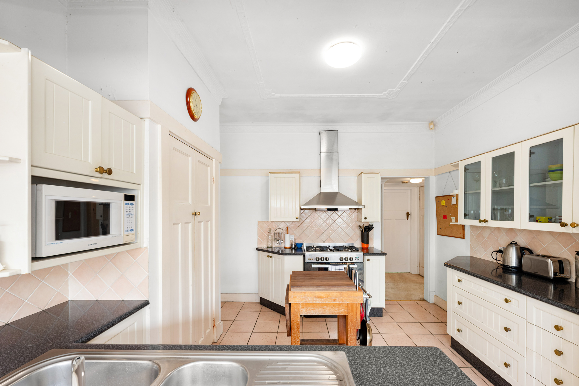 4-bedroom house at 436 Cavendish Road, Coorparoo, QLD 4151, Brisbane, Queensland