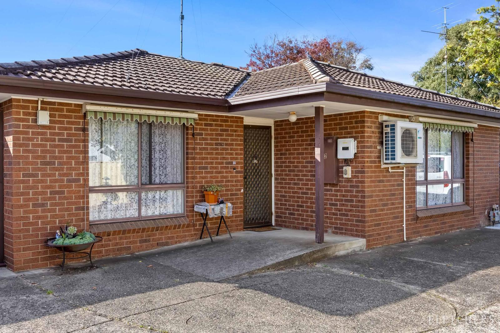 UNIT 2 411 DRUMMOND STREET SOUTH, Ballarat Central VIC 3350 - Image 1