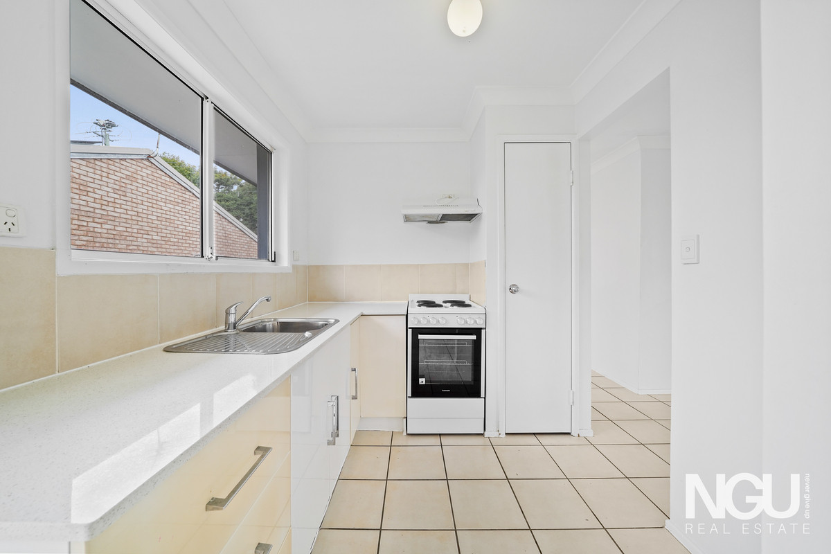 52 DENNIS ROAD, Springwood QLD 4127 - Image 3