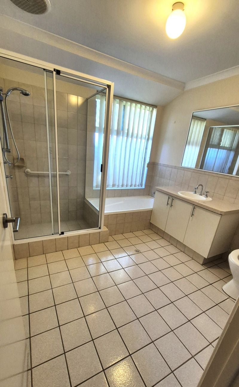 3-bedroom unit at UNIT 3 7 THORNTON RETREAT, Kinross WA 6028, Joondalup, Western Australia