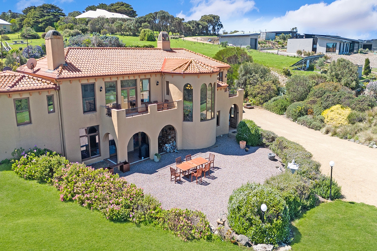 5-bedroom house at 22 Logans Beach Road, Warrnambool, VIC 3280, Warrnambool, Victoria