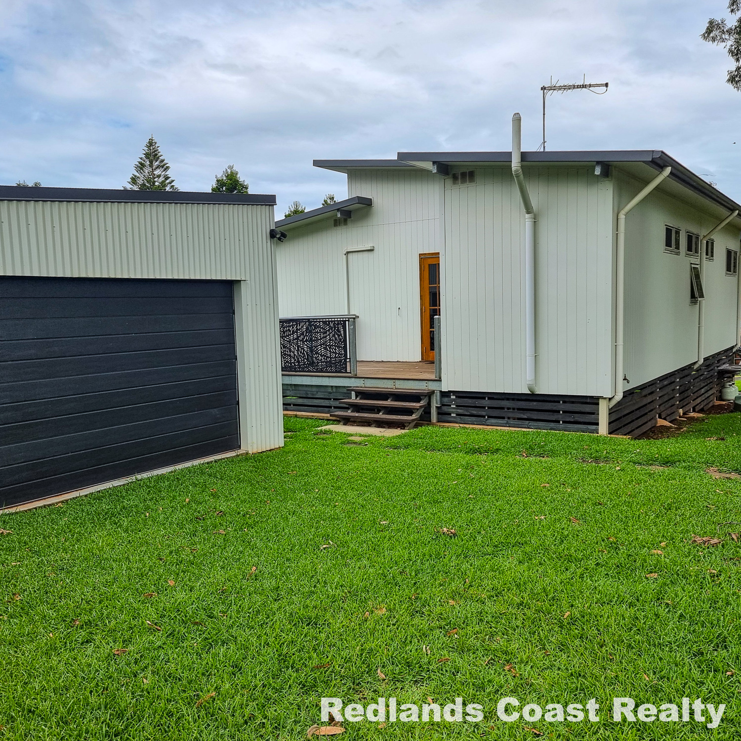 2 MELALEUCA DRIVE, Lamb Island QLD 4184 - Image 6