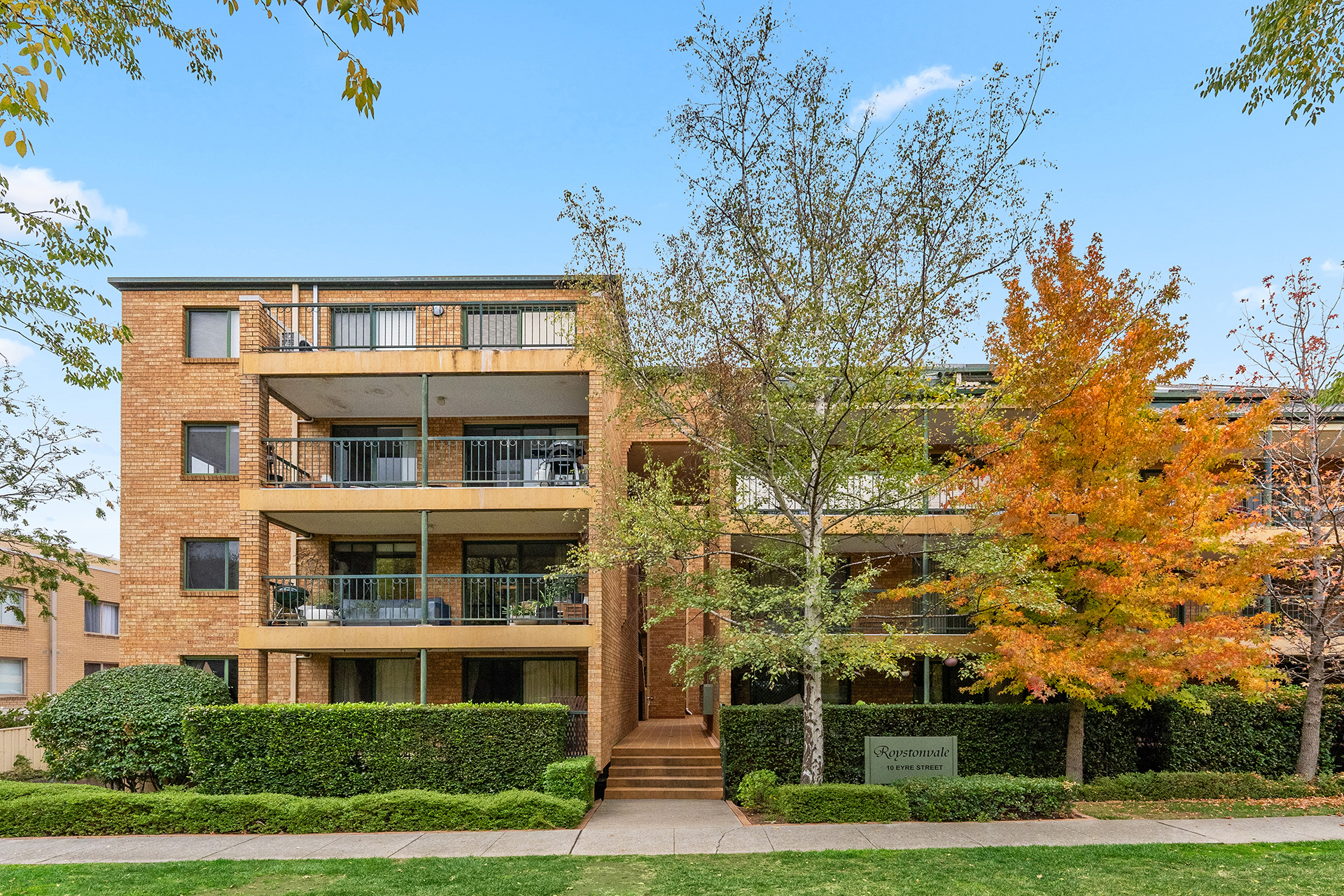 1-bedroom unit at ROYSTONVALE 68 10 EYRE STREET, GRIFFITH ACT 2603, Unincorporated Act, Australian Capital Territory