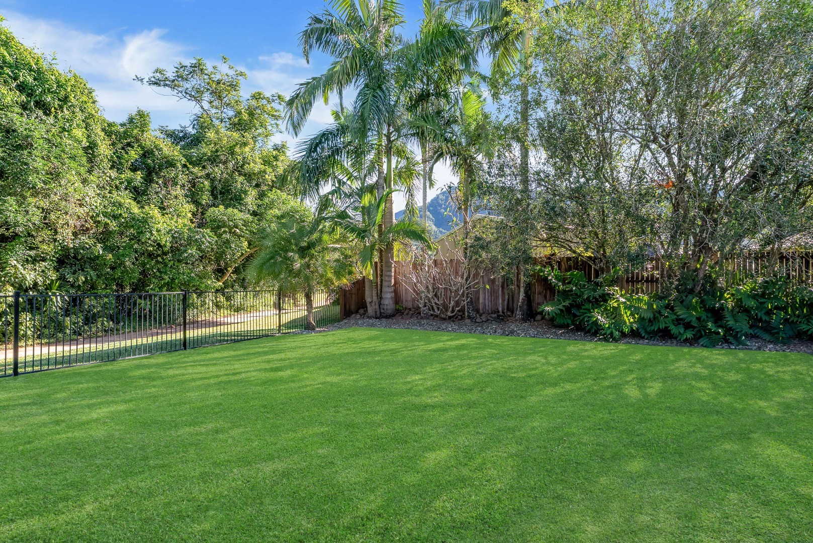 5-bedroom house at 11 Charnley Avenue, Bentley Park, QLD 4869, Cairns, Queensland