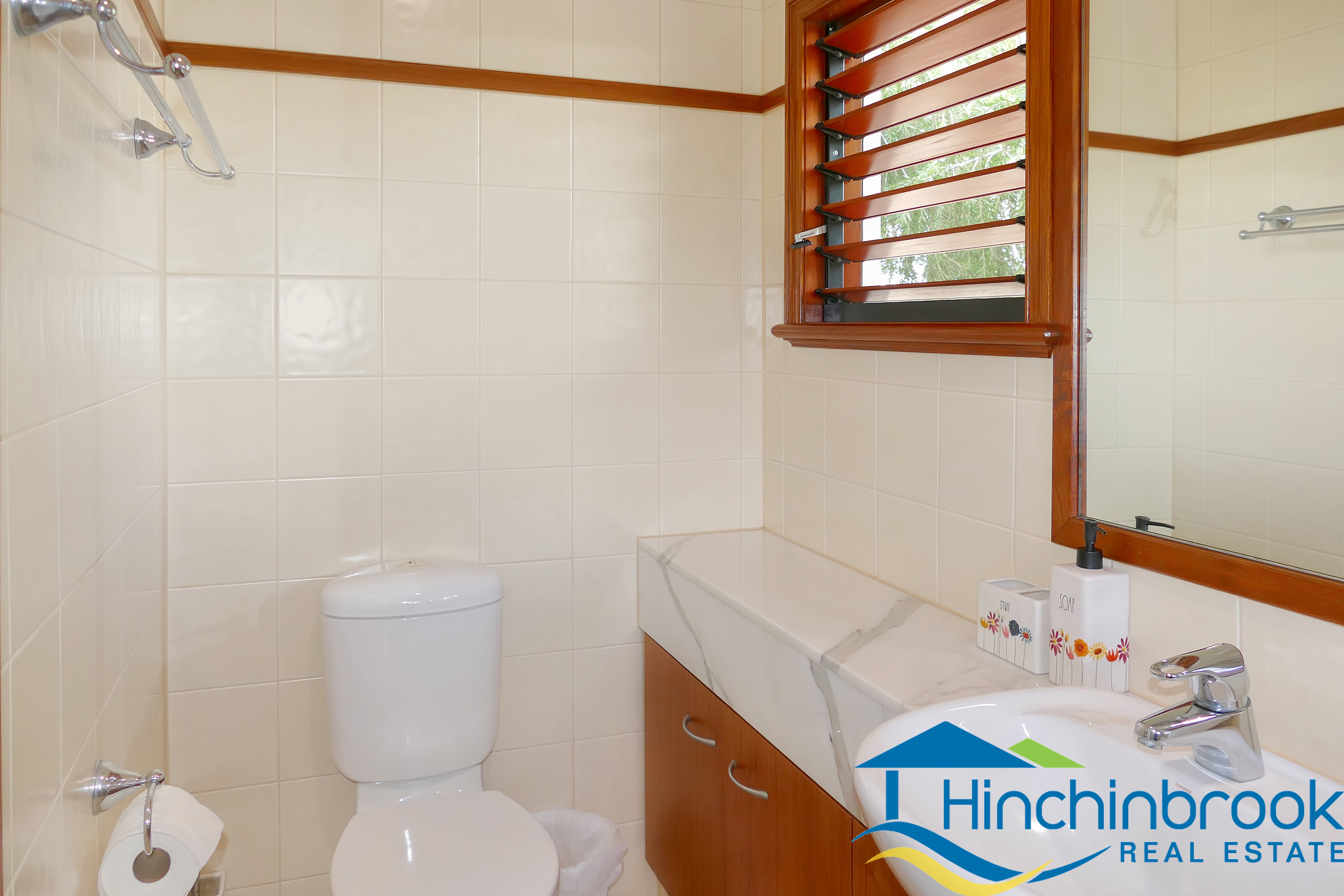 19 Poinciana Bvd, Cardwell, Qld, 4849 - Image 4