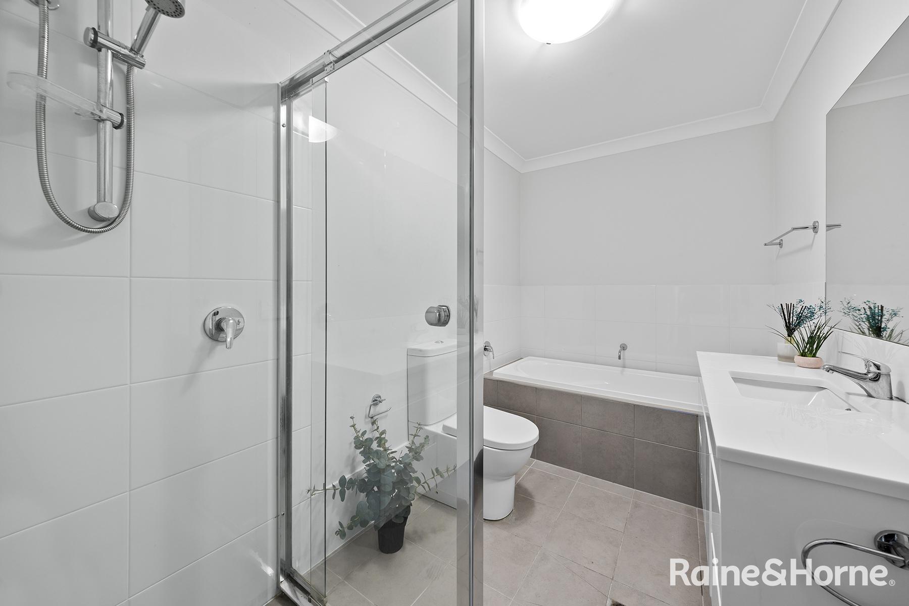 7/40 Burrows Avenue, Edmondson Park, NSW 2174 - Image 6