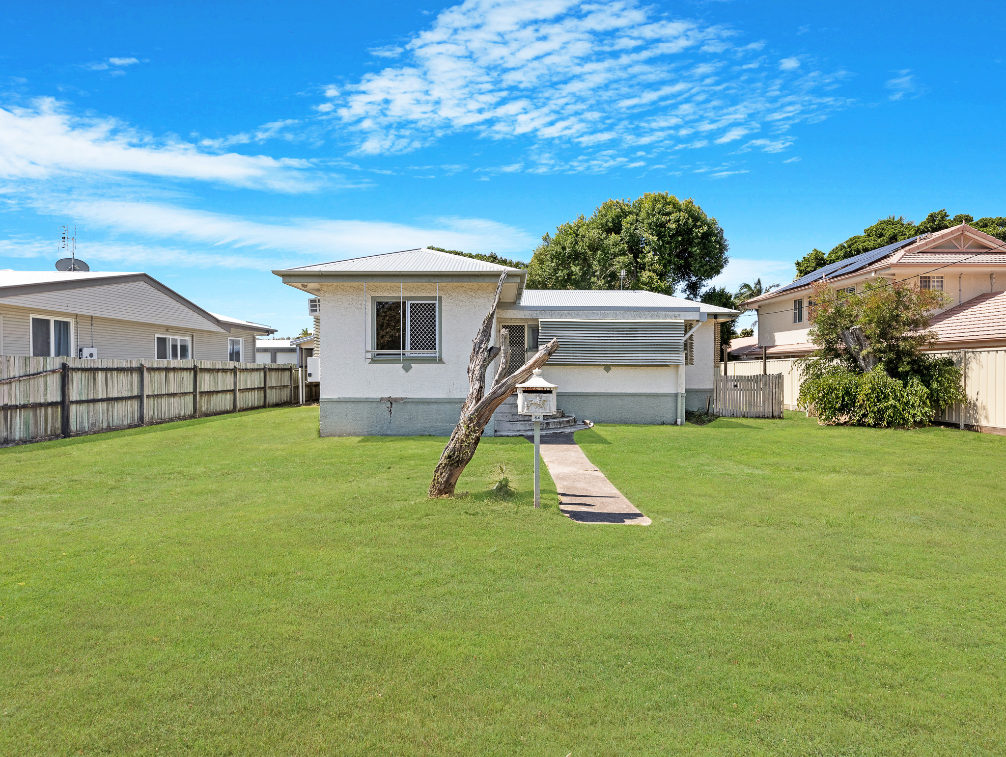 64 KING STREET, Urangan QLD 4655 - Image 2